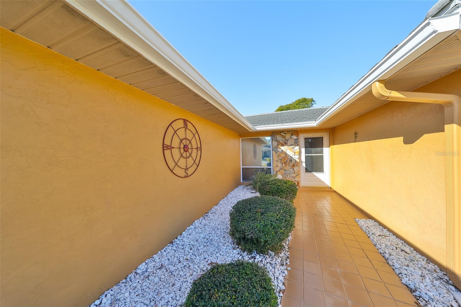 703 ELKHORN RD, SUN CITY CENTER, FL, 33573