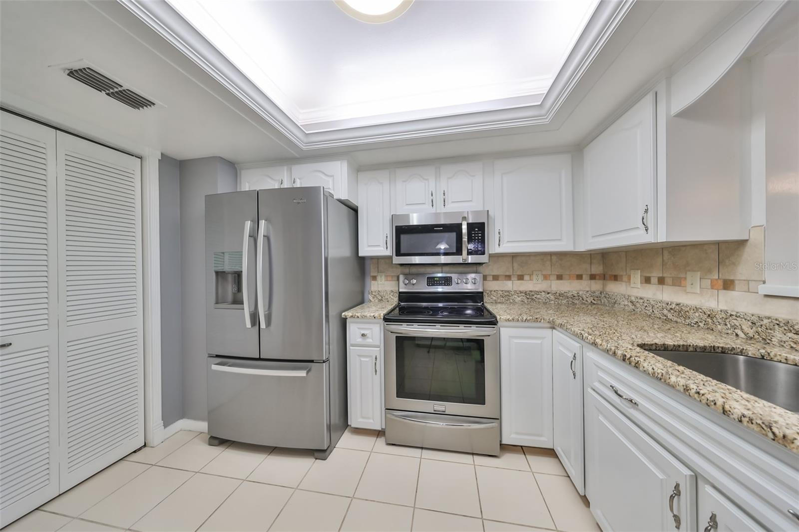 703 ELKHORN RD, SUN CITY CENTER, FL, 33573