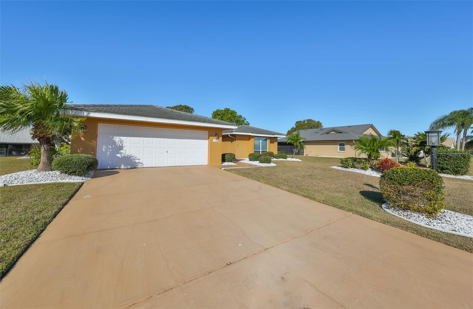 703 ELKHORN RD, SUN CITY CENTER, FL, 33573