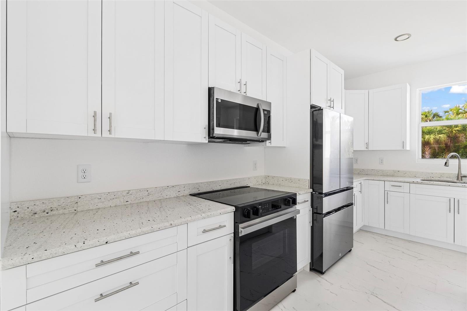 438 LEONA ST, PORT CHARLOTTE, FL, 33954