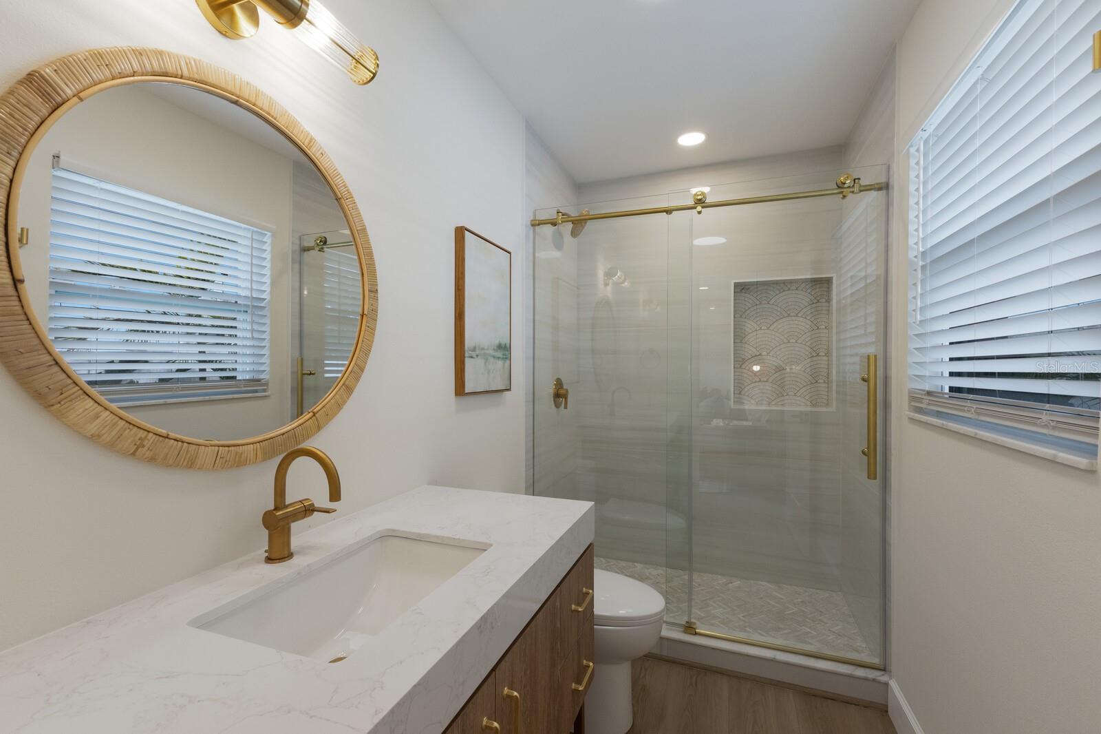 213 83RD ST #A, HOLMES BEACH, FL, 34217
