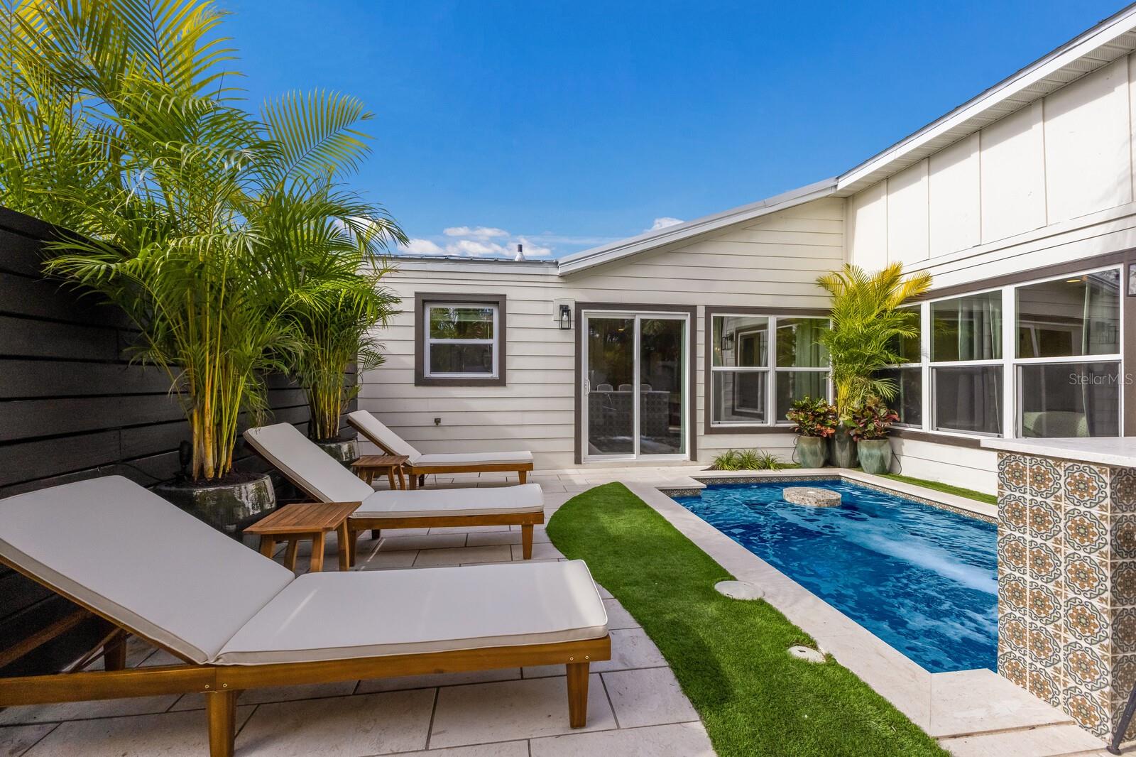 213 83RD ST #A, HOLMES BEACH, FL, 34217