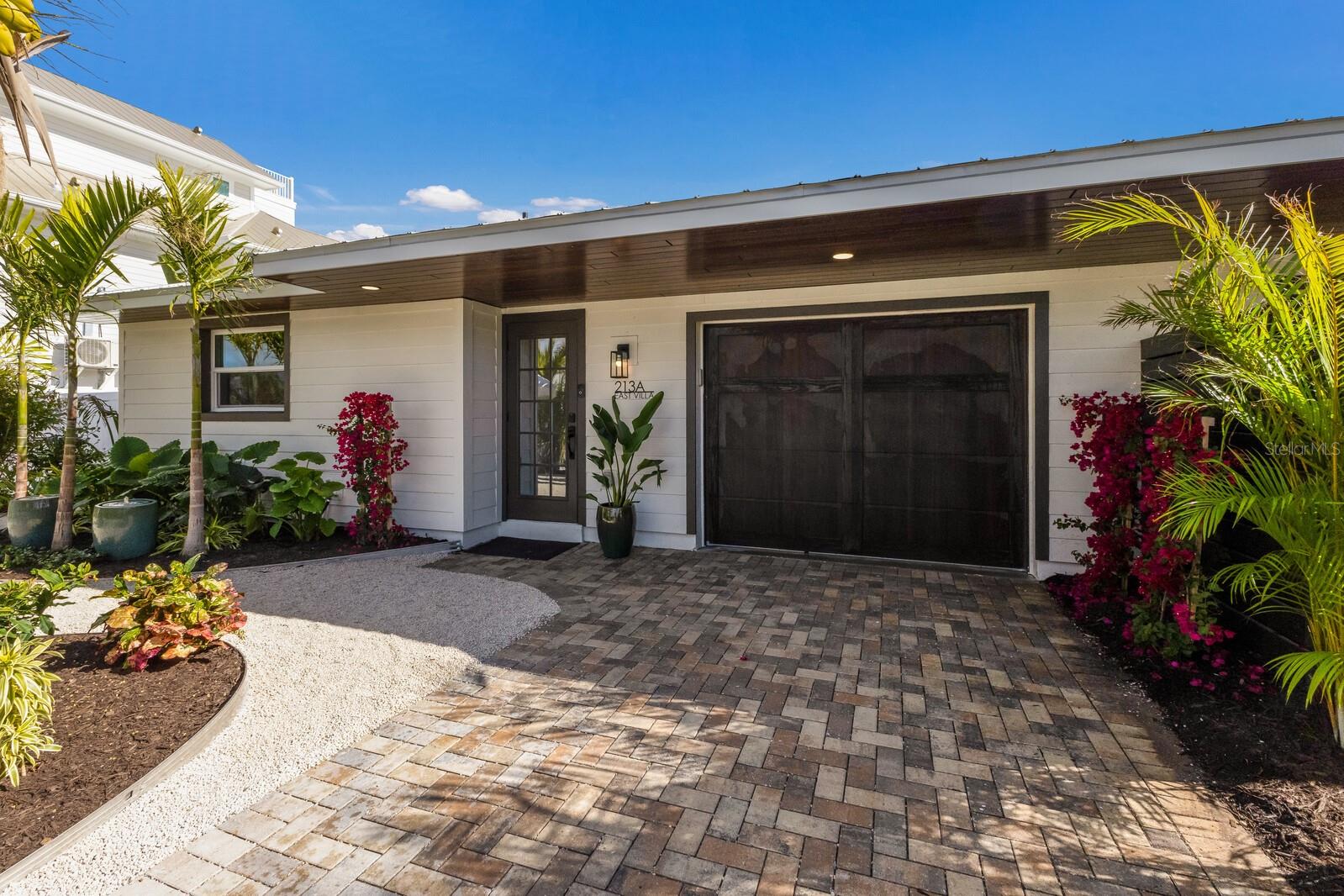 213 83RD ST #A, HOLMES BEACH, FL, 34217