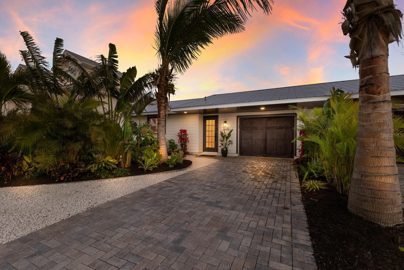 213 83RD ST #A, HOLMES BEACH, FL, 34217