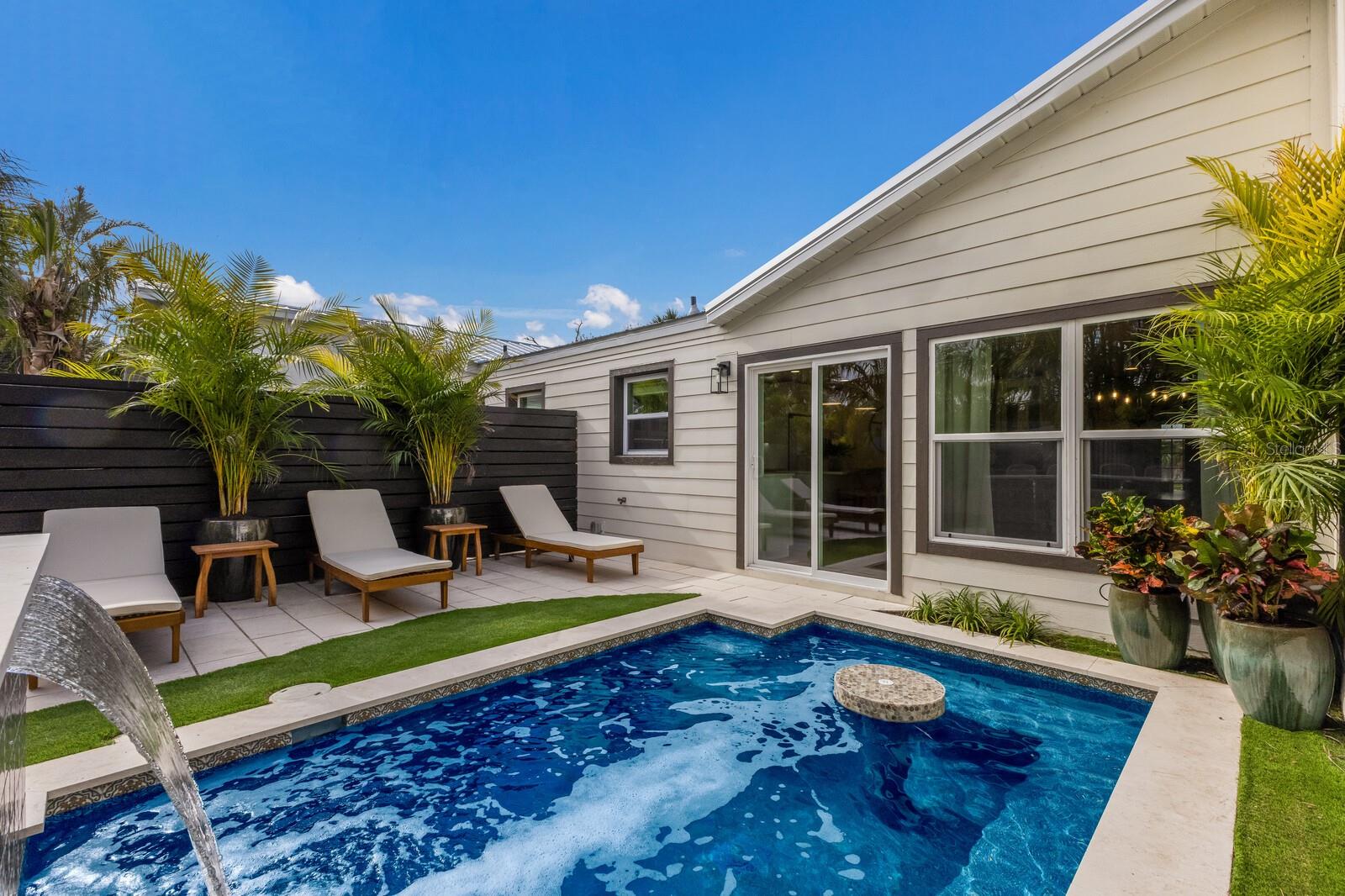 213 83RD ST #A, HOLMES BEACH, FL, 34217