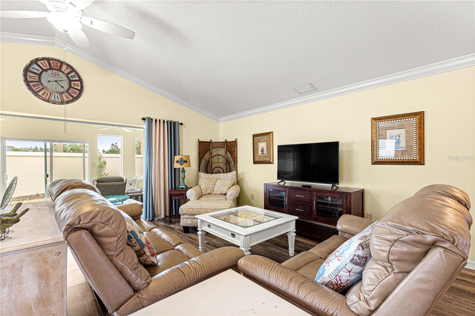 637 ARTEAGA WAY, THE VILLAGES, FL, 32162