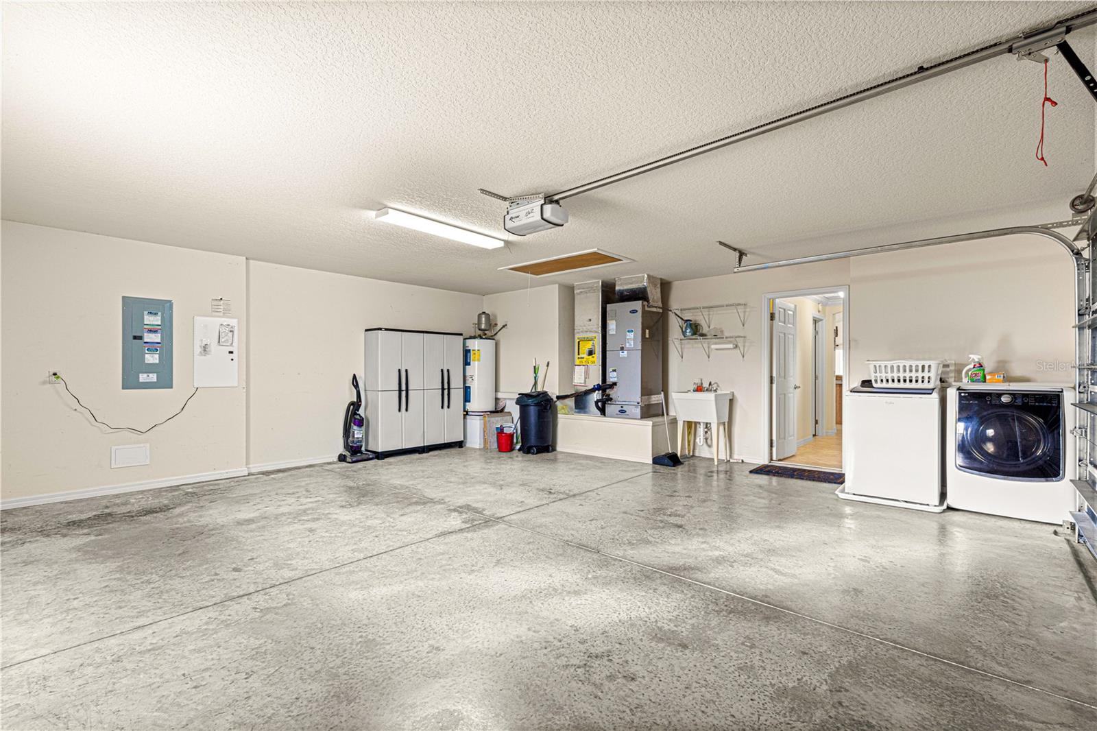 637 ARTEAGA WAY, THE VILLAGES, FL, 32162
