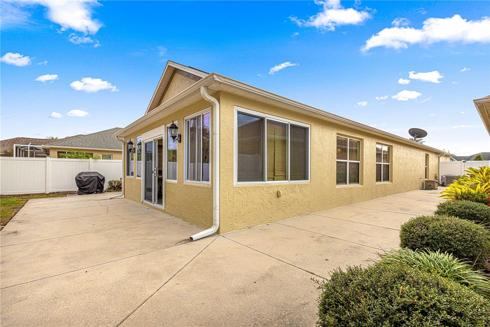 637 ARTEAGA WAY, THE VILLAGES, FL, 32162