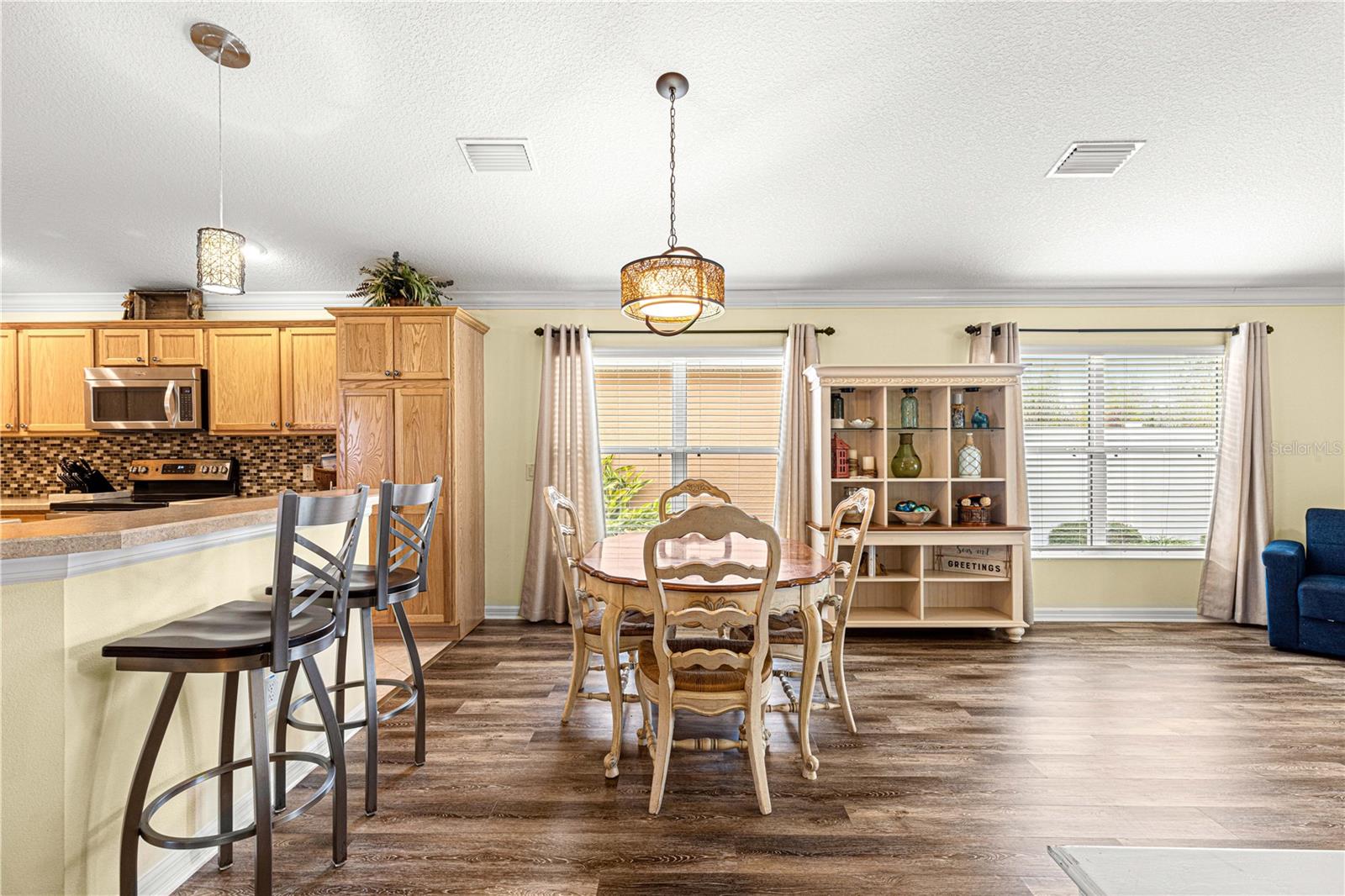 637 ARTEAGA WAY, THE VILLAGES, FL, 32162