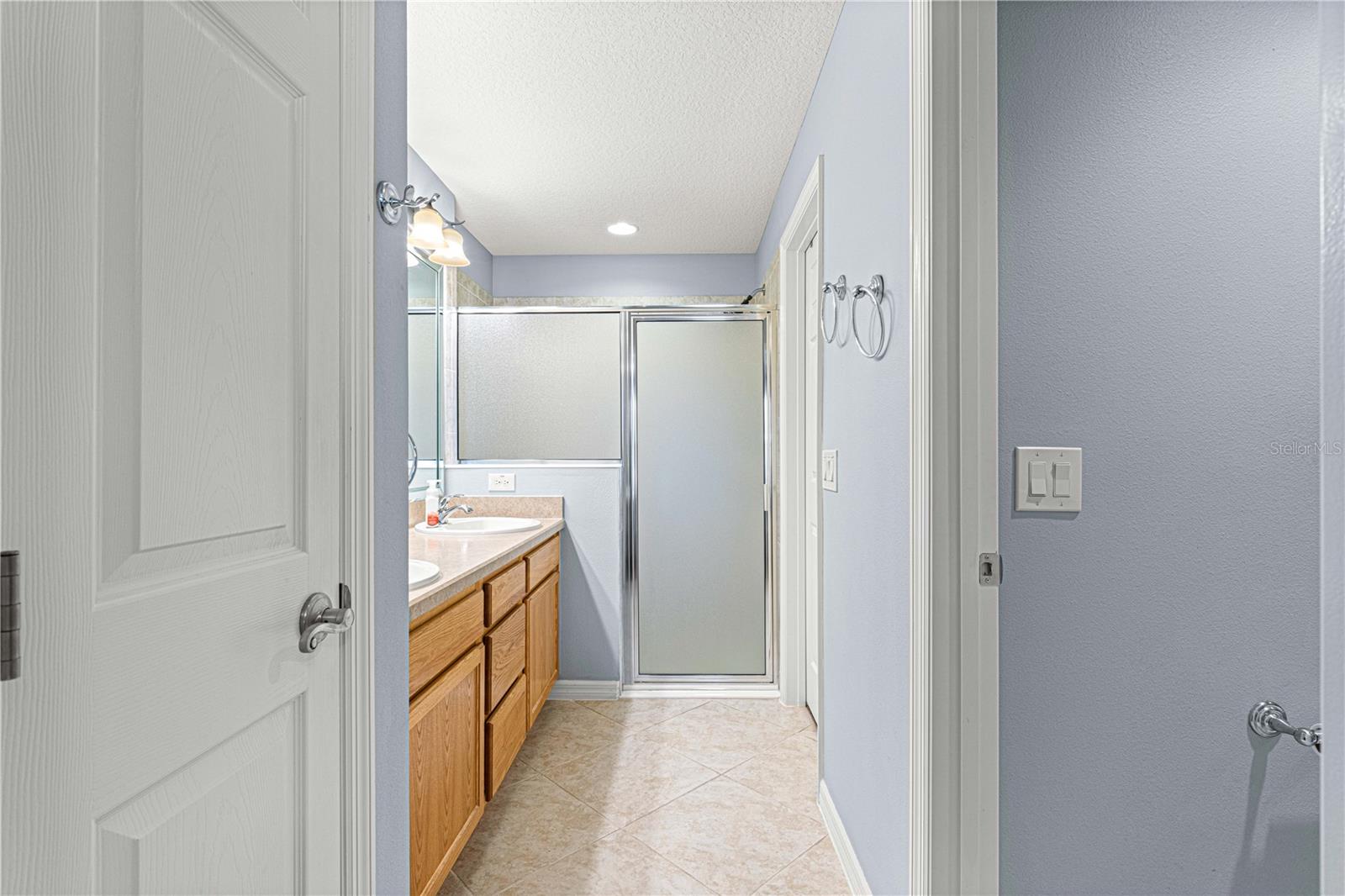 637 ARTEAGA WAY, THE VILLAGES, FL, 32162