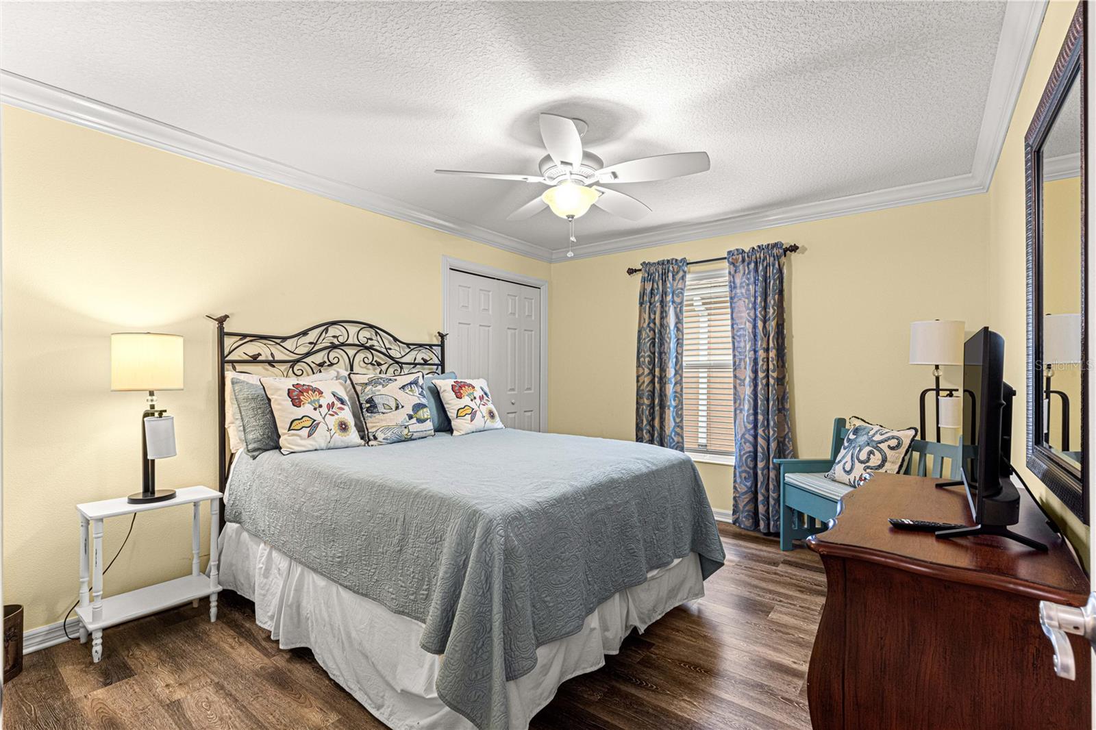 637 ARTEAGA WAY, THE VILLAGES, FL, 32162