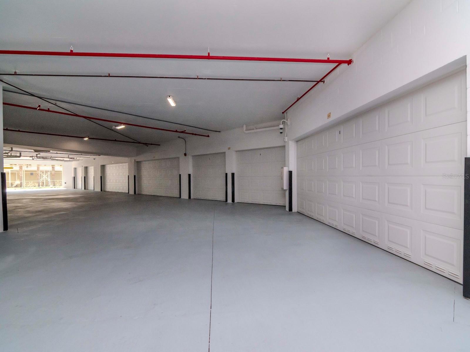 800 COLLANY RD #401, TIERRA VERDE, FL, 33715