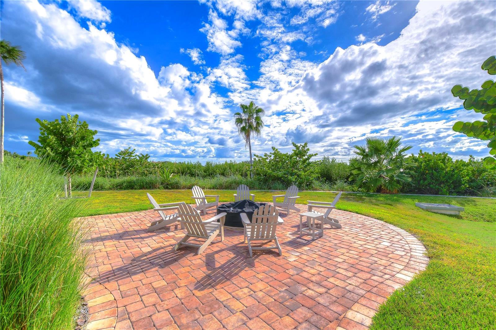 800 COLLANY RD #401, TIERRA VERDE, FL, 33715