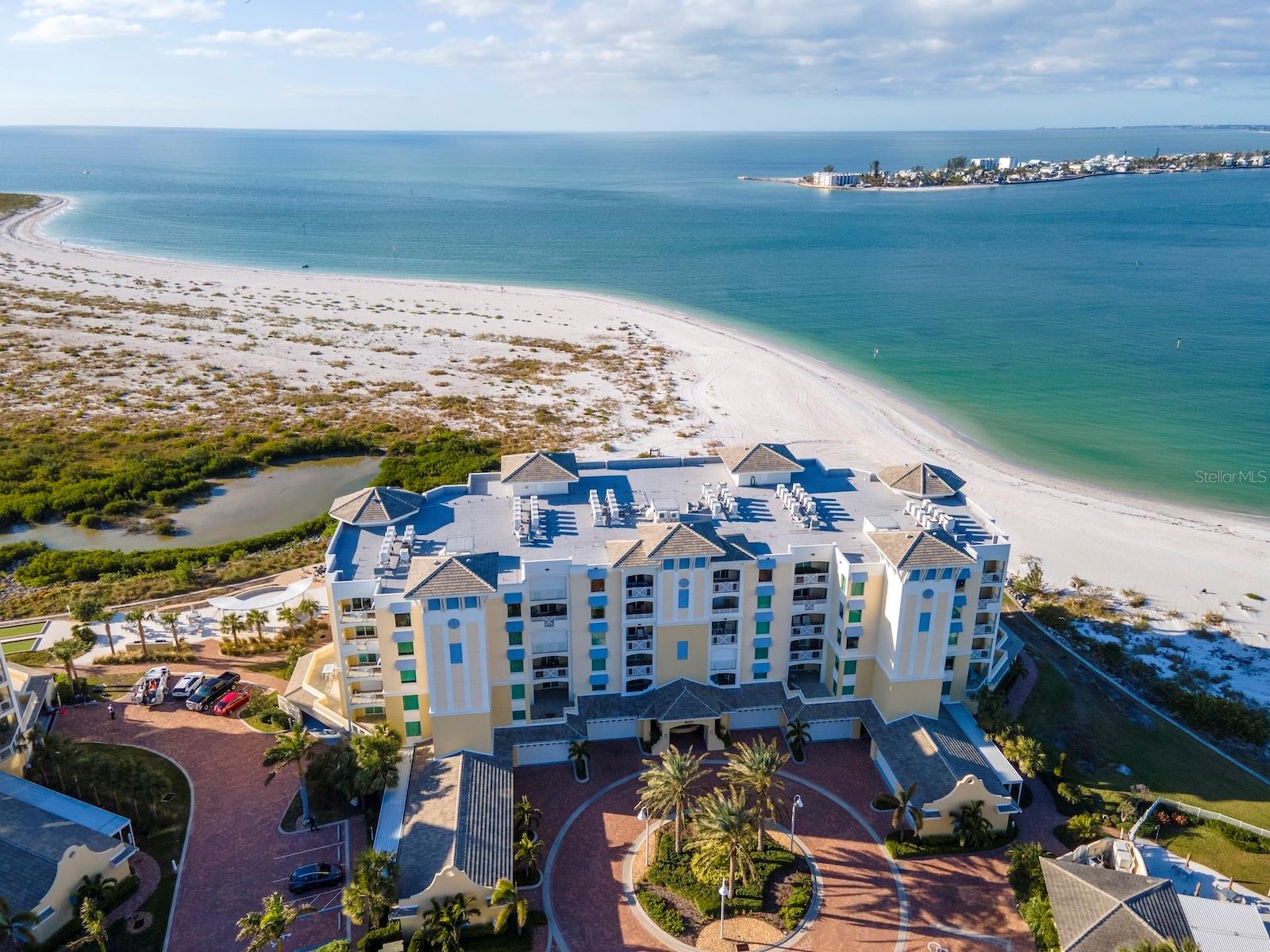 800 COLLANY RD #401, TIERRA VERDE, FL, 33715
