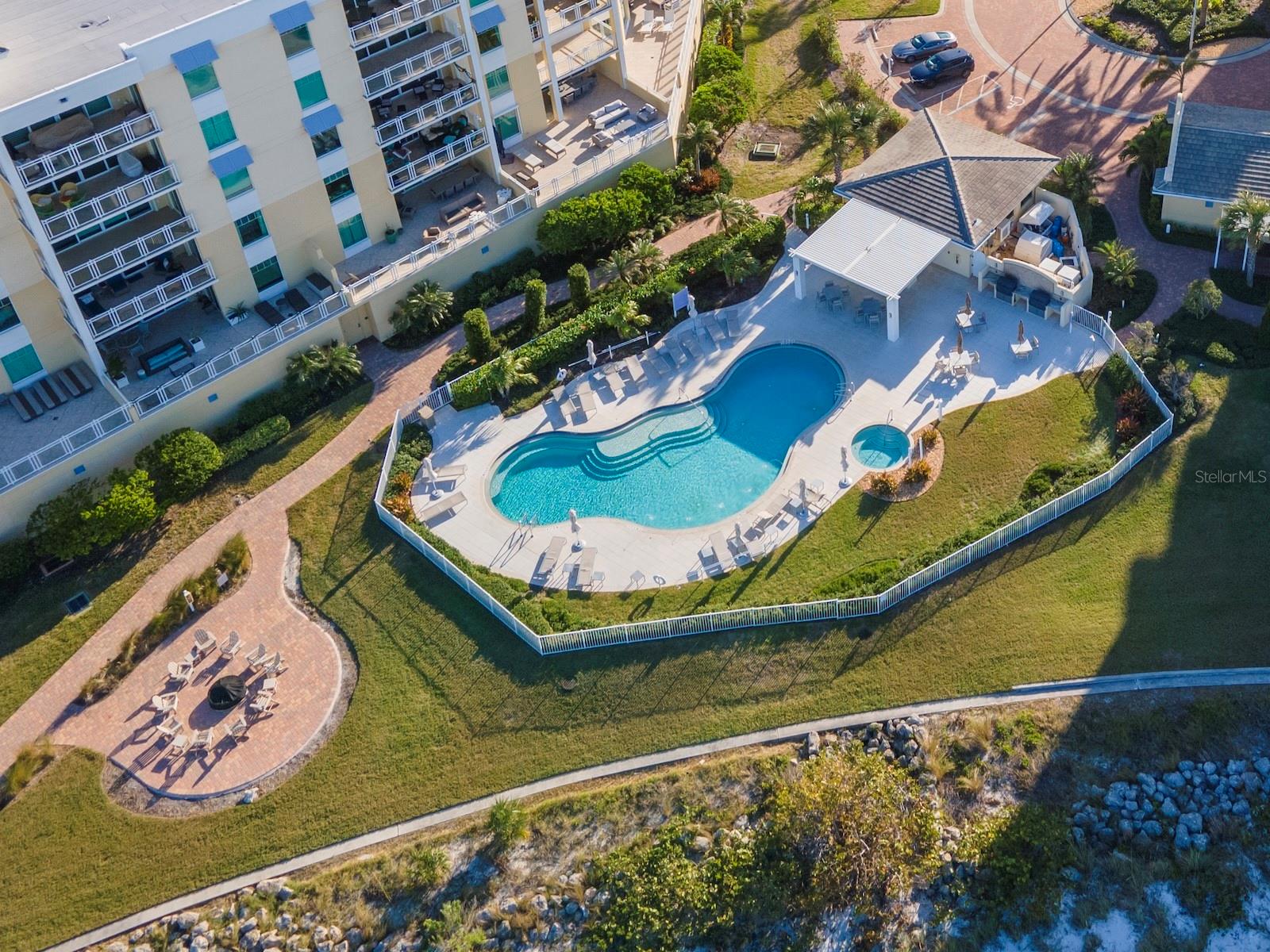 800 COLLANY RD #401, TIERRA VERDE, FL, 33715