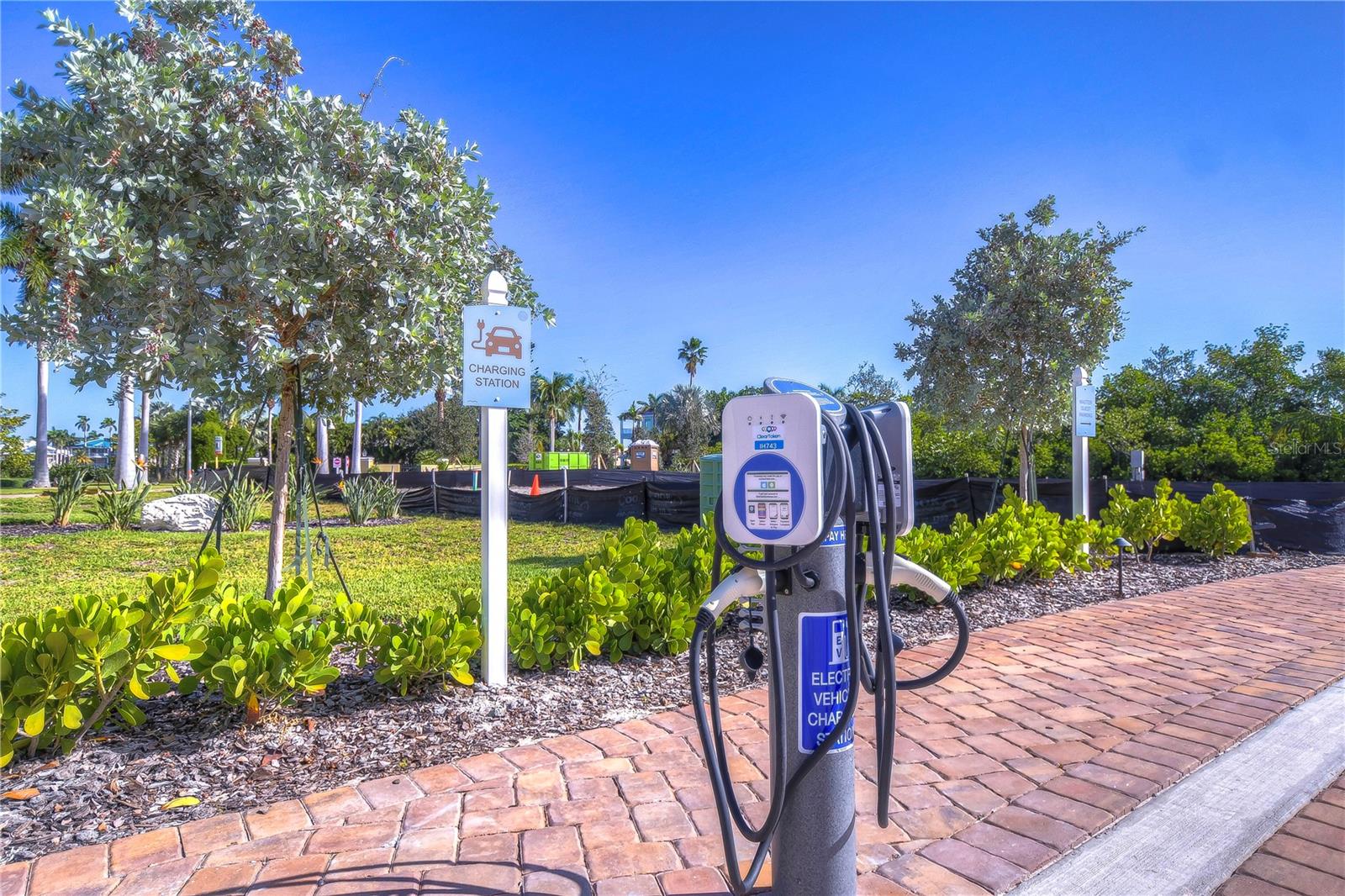 800 COLLANY RD #401, TIERRA VERDE, FL, 33715