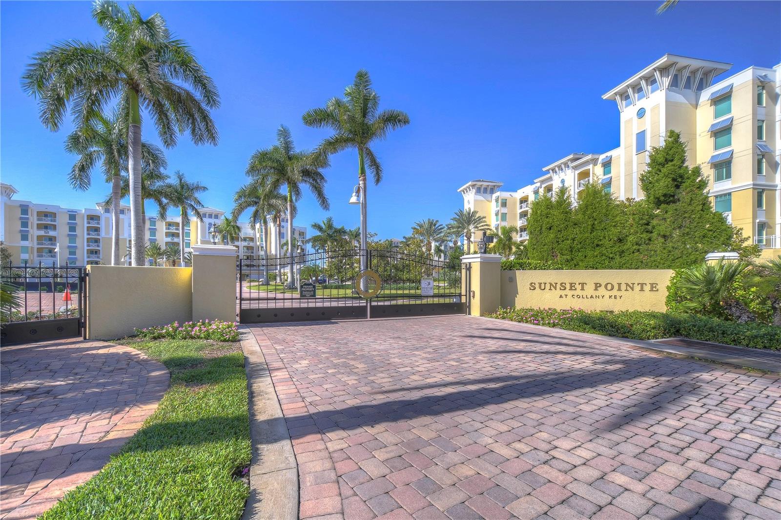 800 COLLANY RD #401, TIERRA VERDE, FL, 33715
