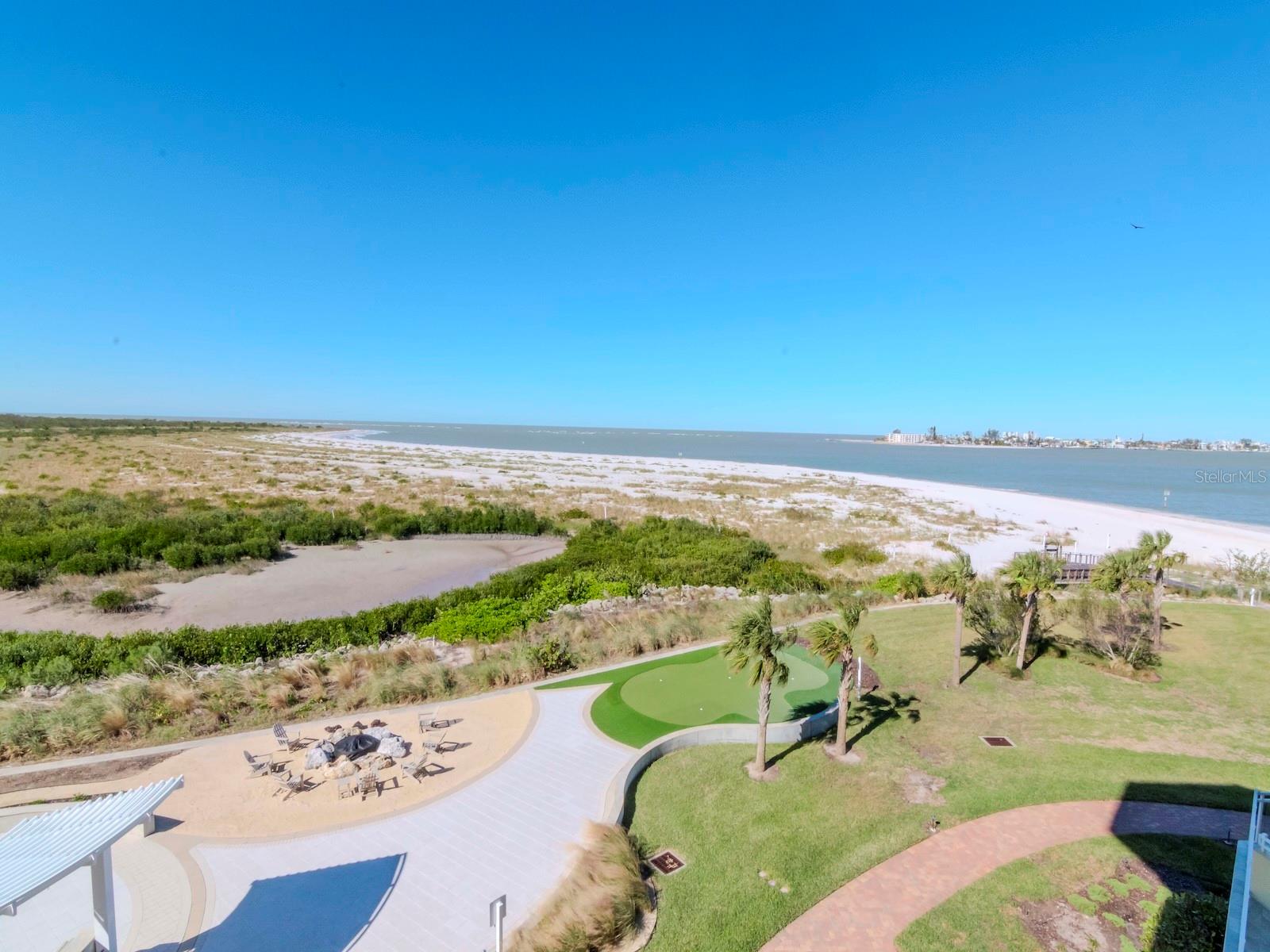 800 COLLANY RD #401, TIERRA VERDE, FL, 33715