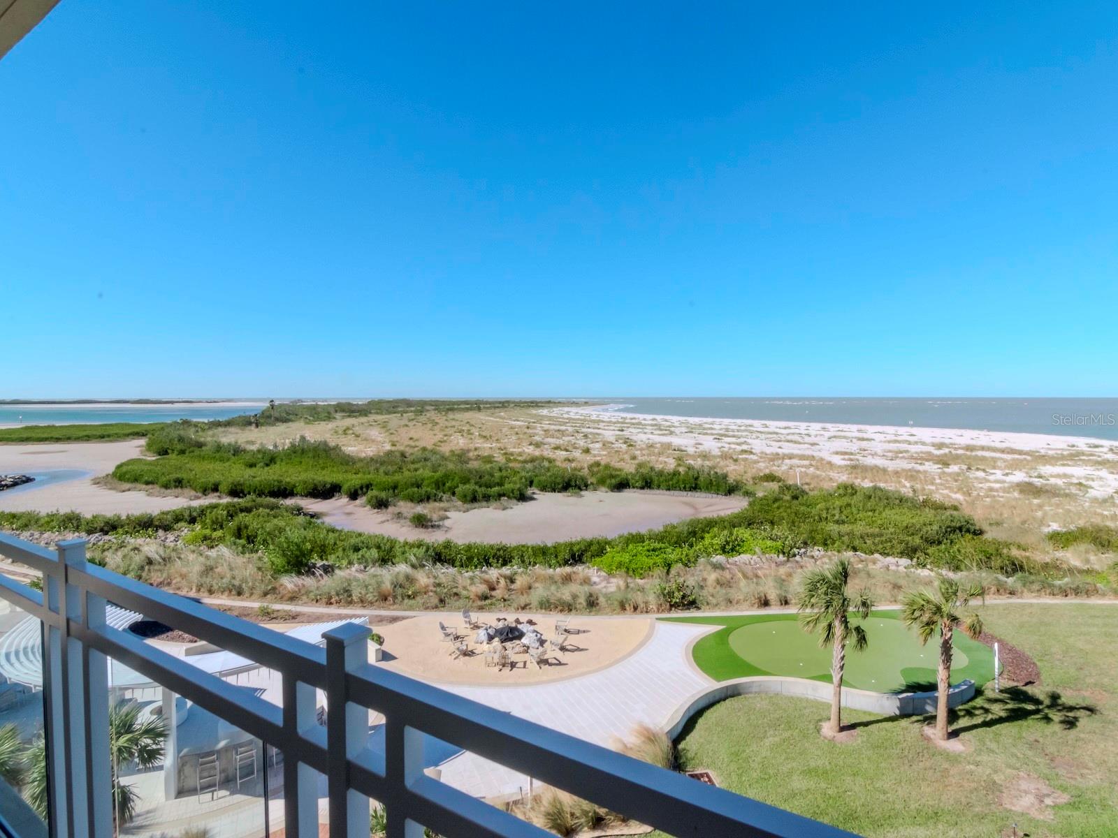 800 COLLANY RD #401, TIERRA VERDE, FL, 33715