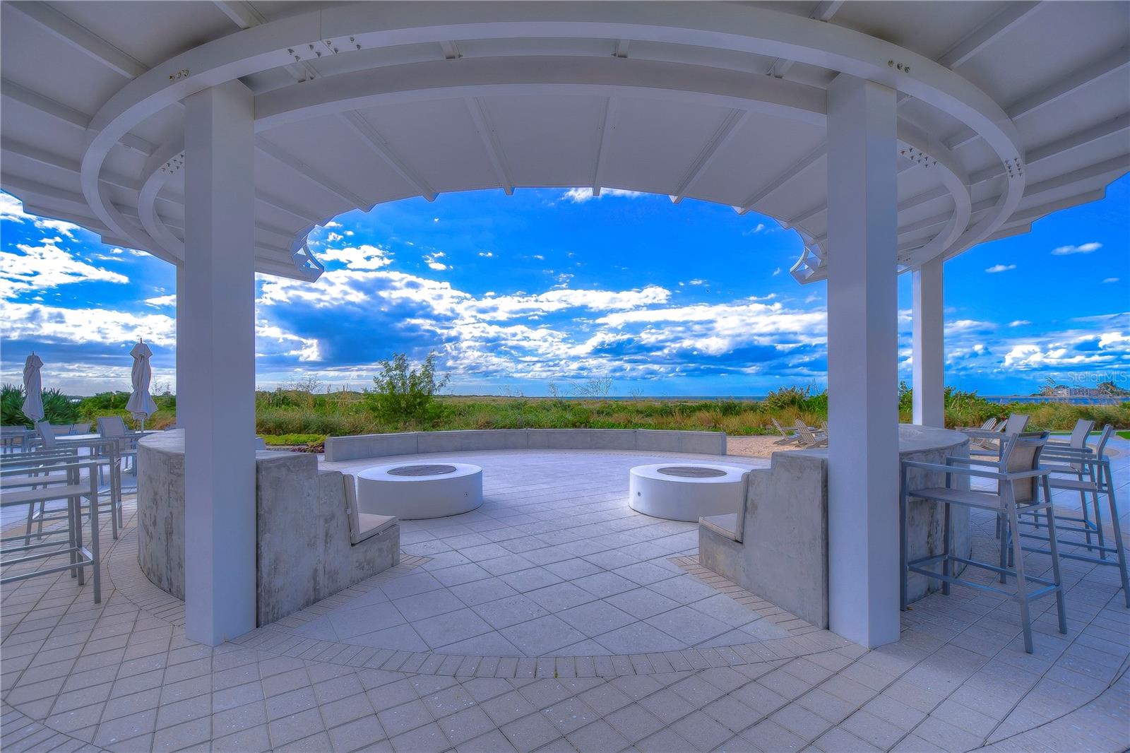 800 COLLANY RD #401, TIERRA VERDE, FL, 33715