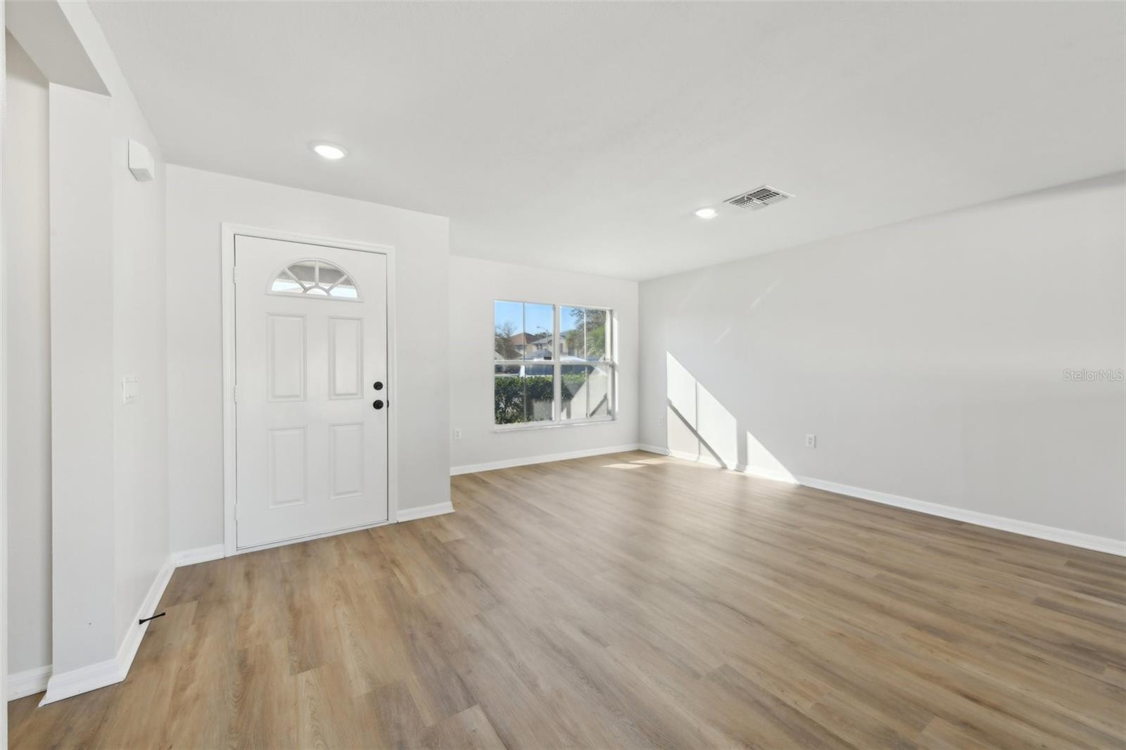 2860 PAYNES PRAIRIE CIR, KISSIMMEE, FL, 34743
