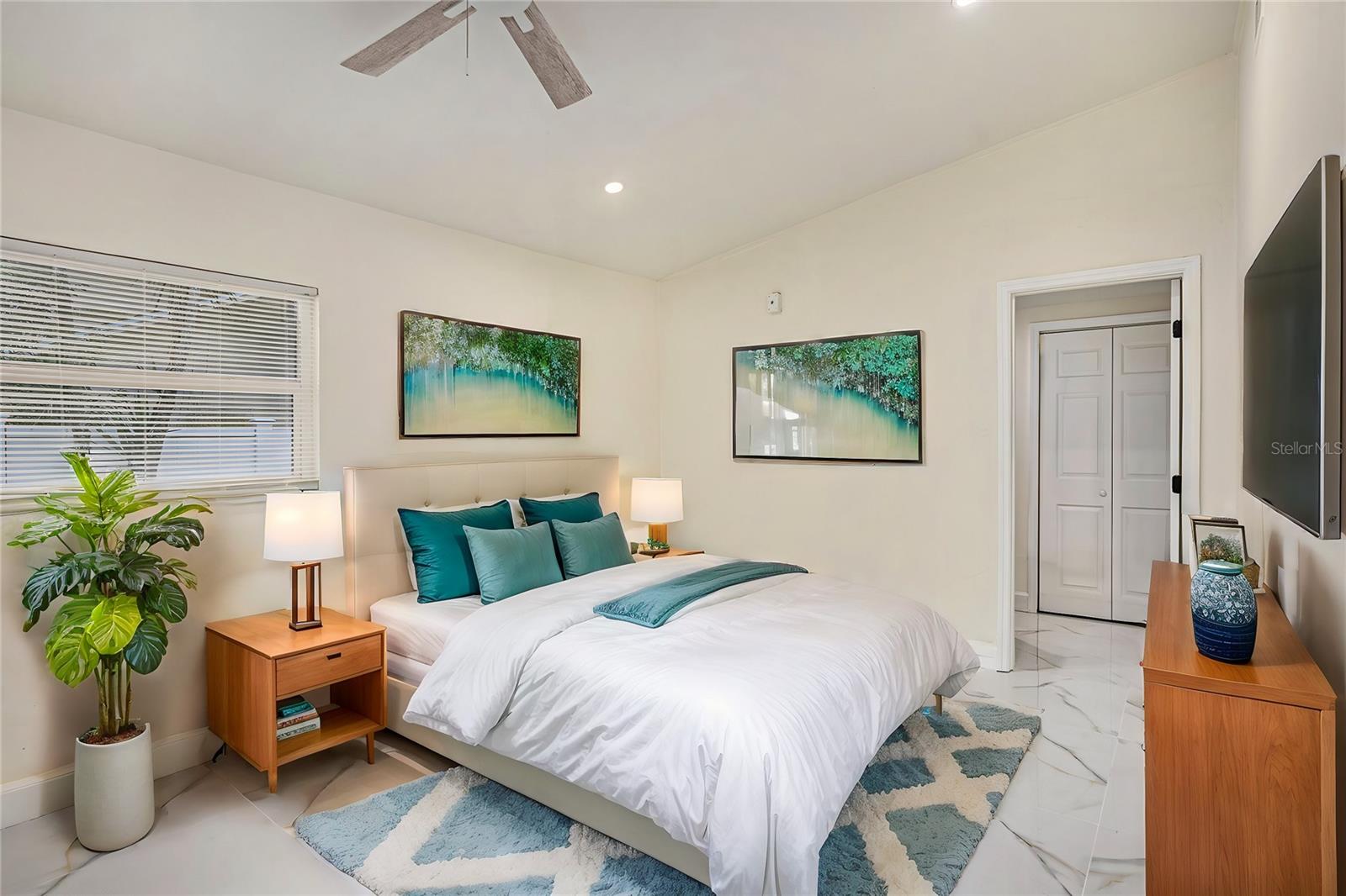 12506 FOREST HILLS DR, TAMPA, FL, 33612