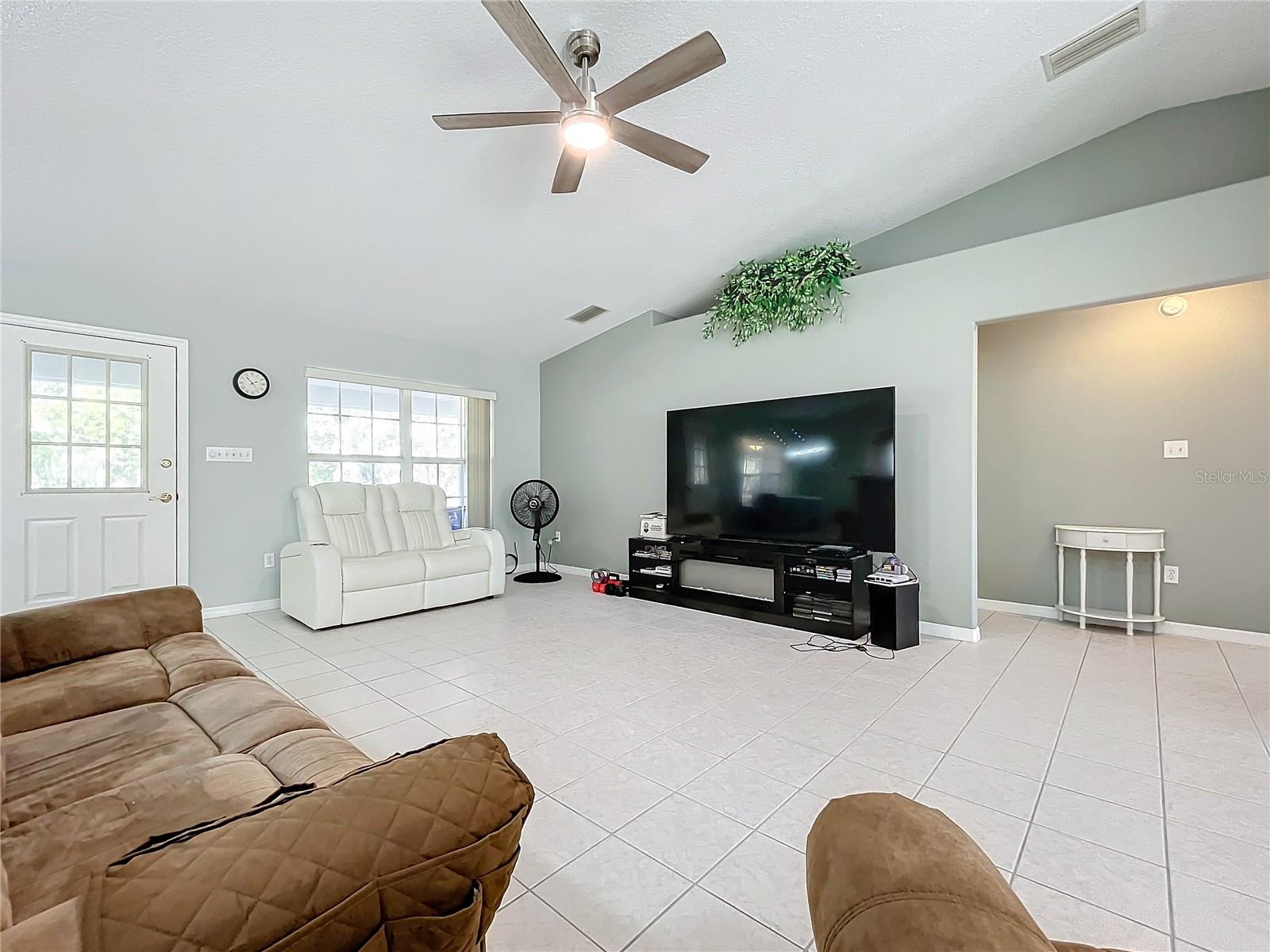 23917 KAYS WAY, ASTATULA, FL, 34705