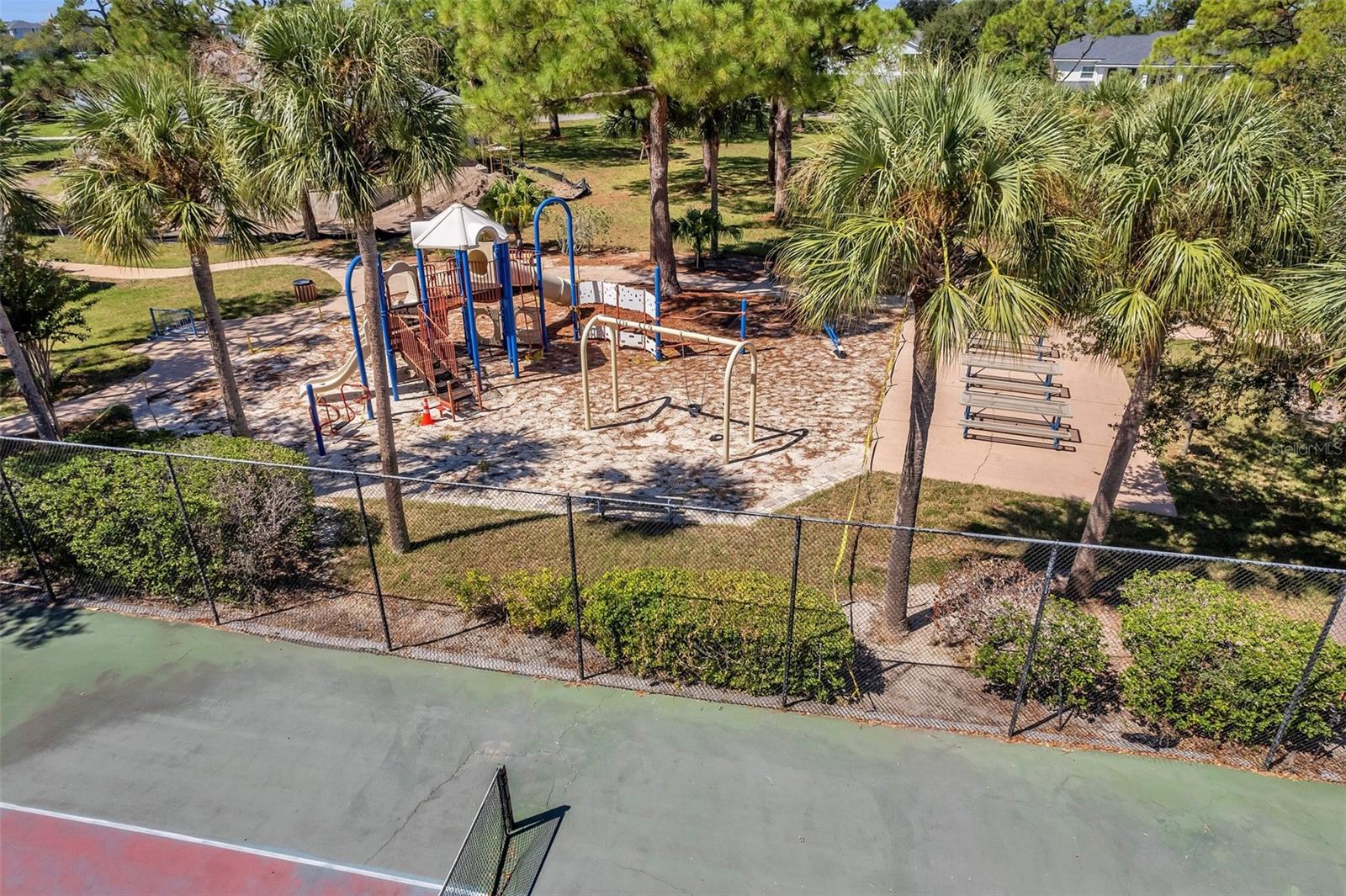 2012 HARBOUR WATCH CIR, TARPON SPRINGS, FL, 34689