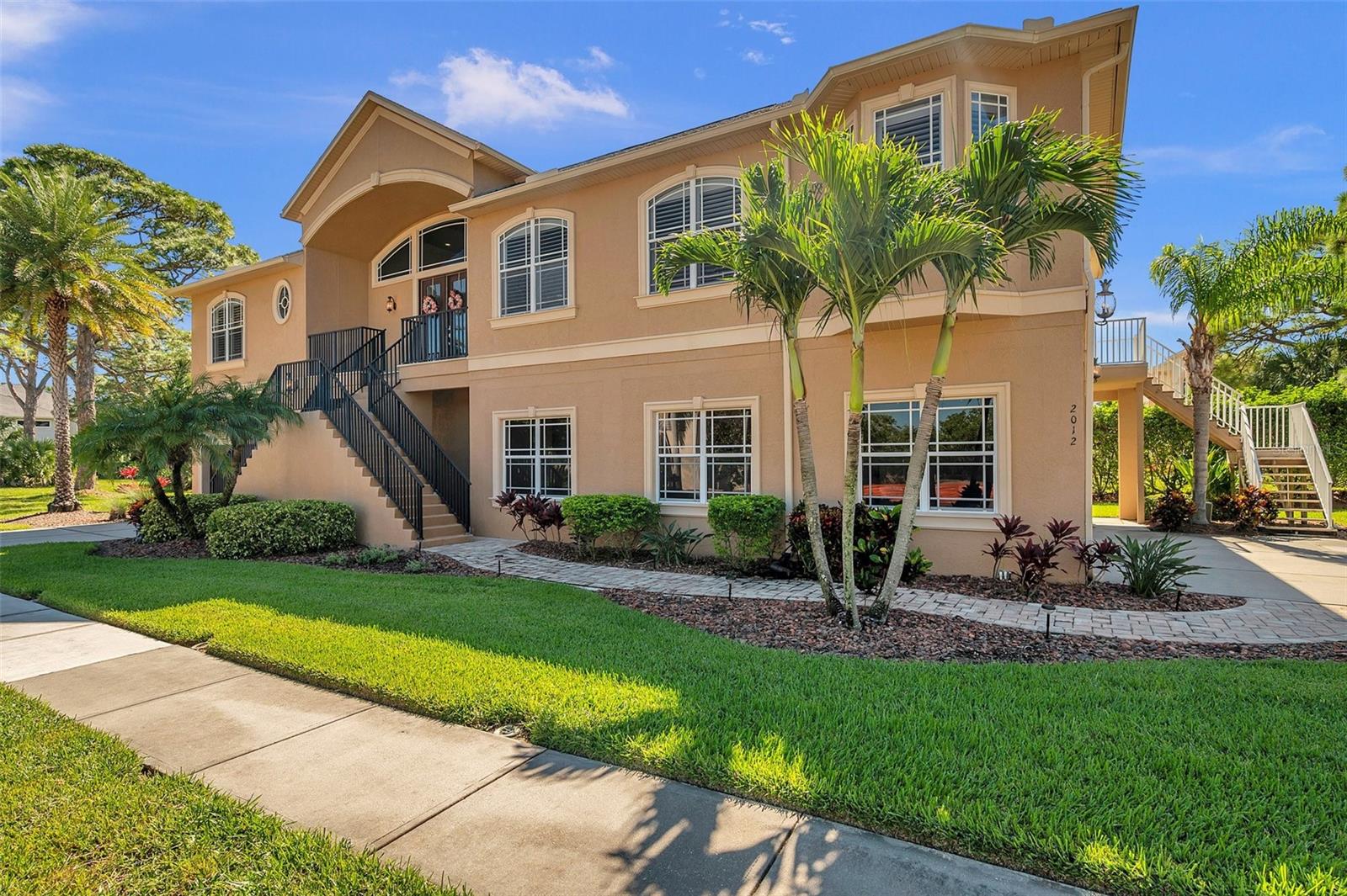 2012 HARBOUR WATCH CIR, TARPON SPRINGS, FL, 34689