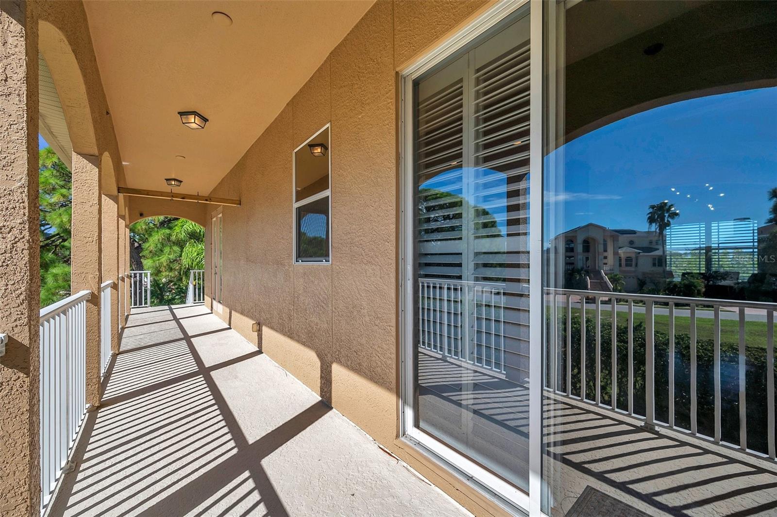 2012 HARBOUR WATCH CIR, TARPON SPRINGS, FL, 34689