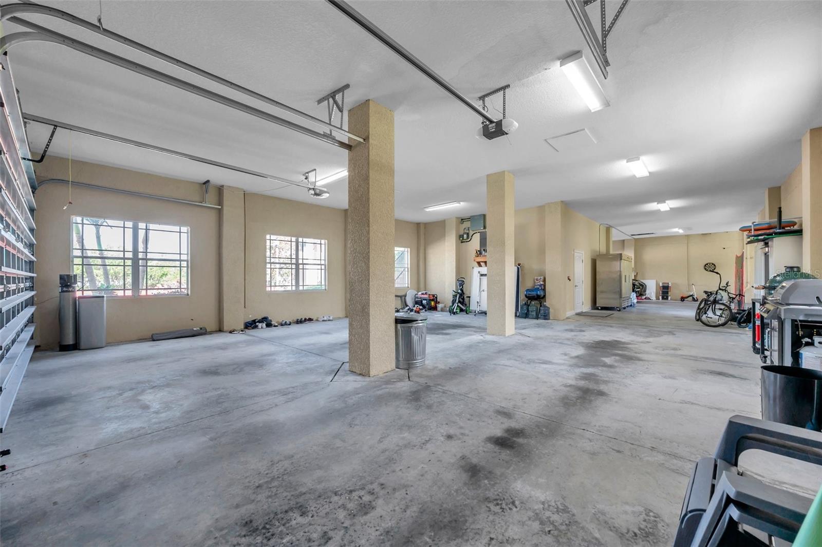 2012 HARBOUR WATCH CIR, TARPON SPRINGS, FL, 34689