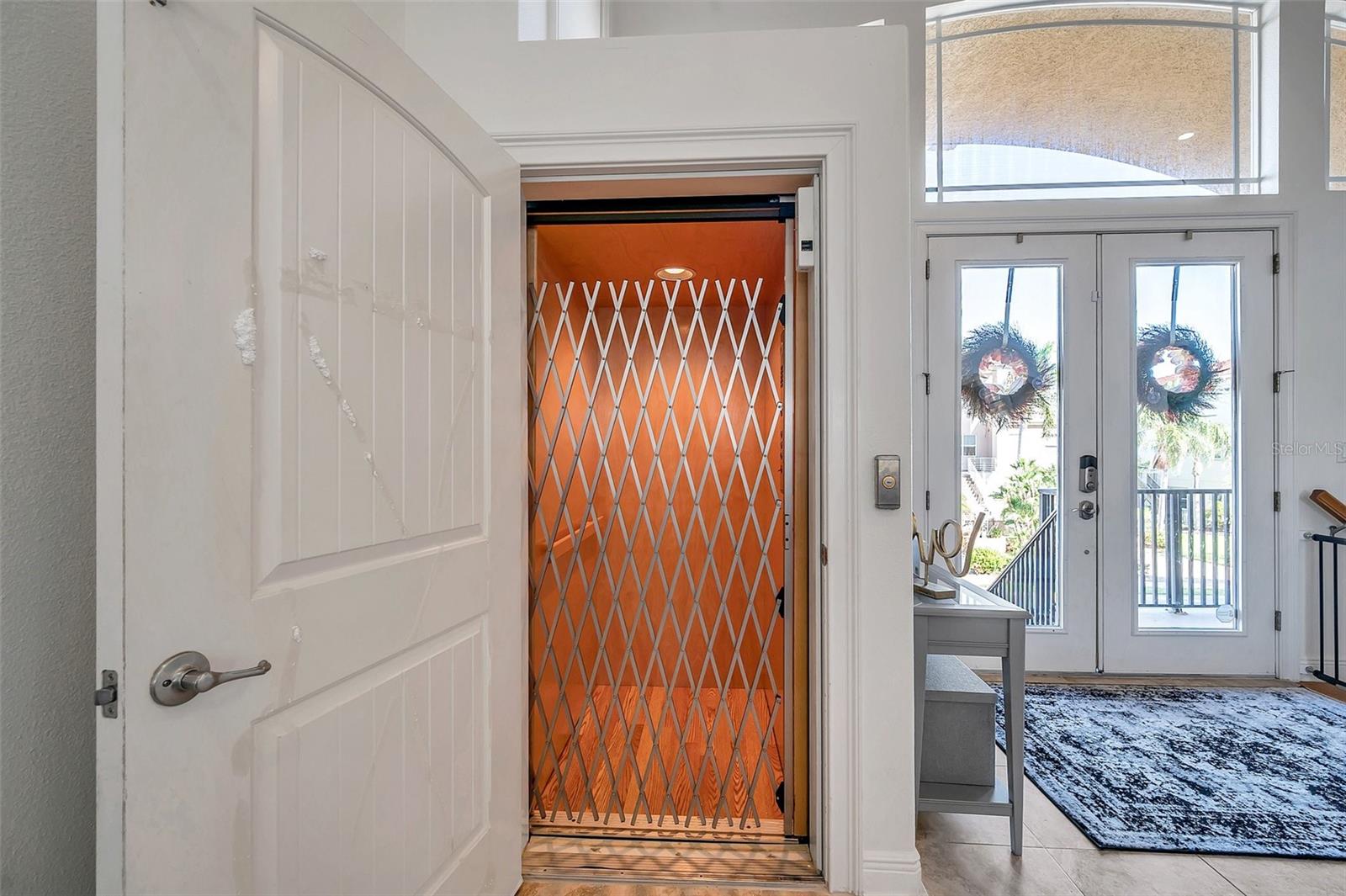 2012 HARBOUR WATCH CIR, TARPON SPRINGS, FL, 34689