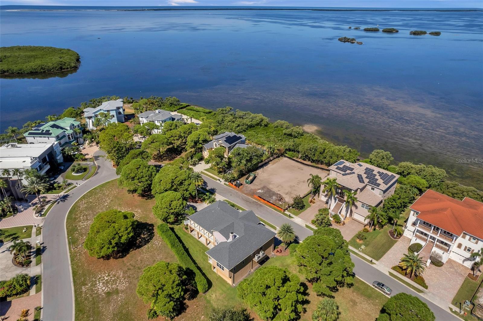 2012 HARBOUR WATCH CIR, TARPON SPRINGS, FL, 34689