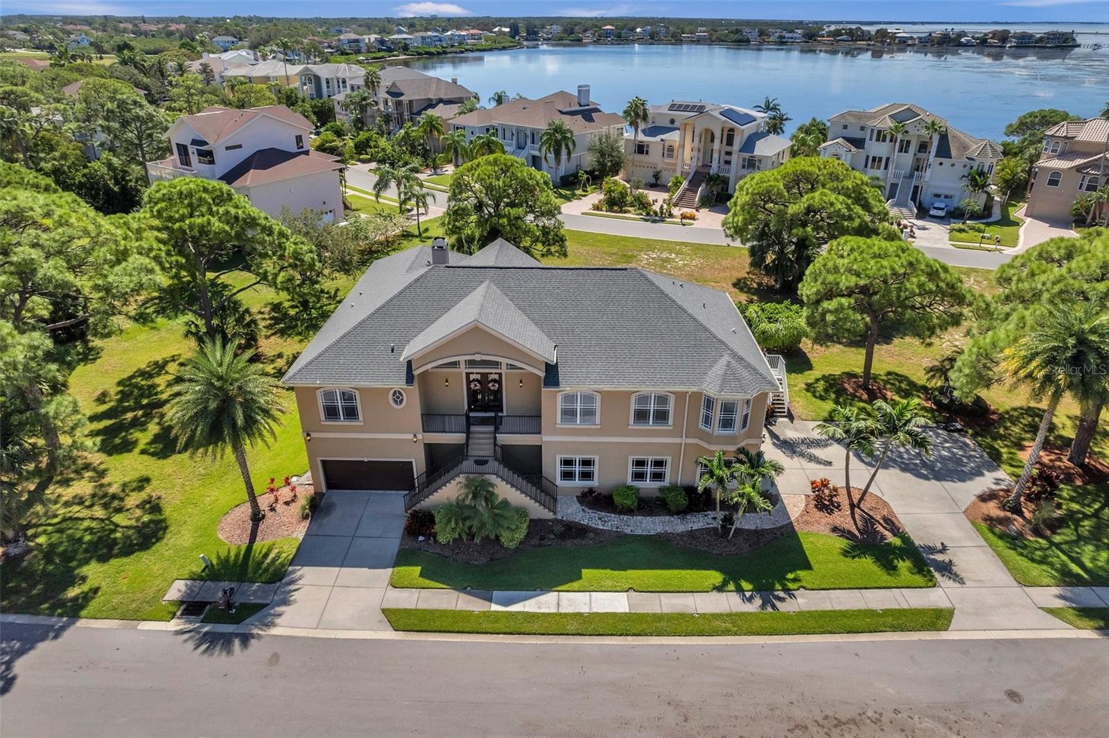 2012 HARBOUR WATCH CIR, TARPON SPRINGS, FL, 34689