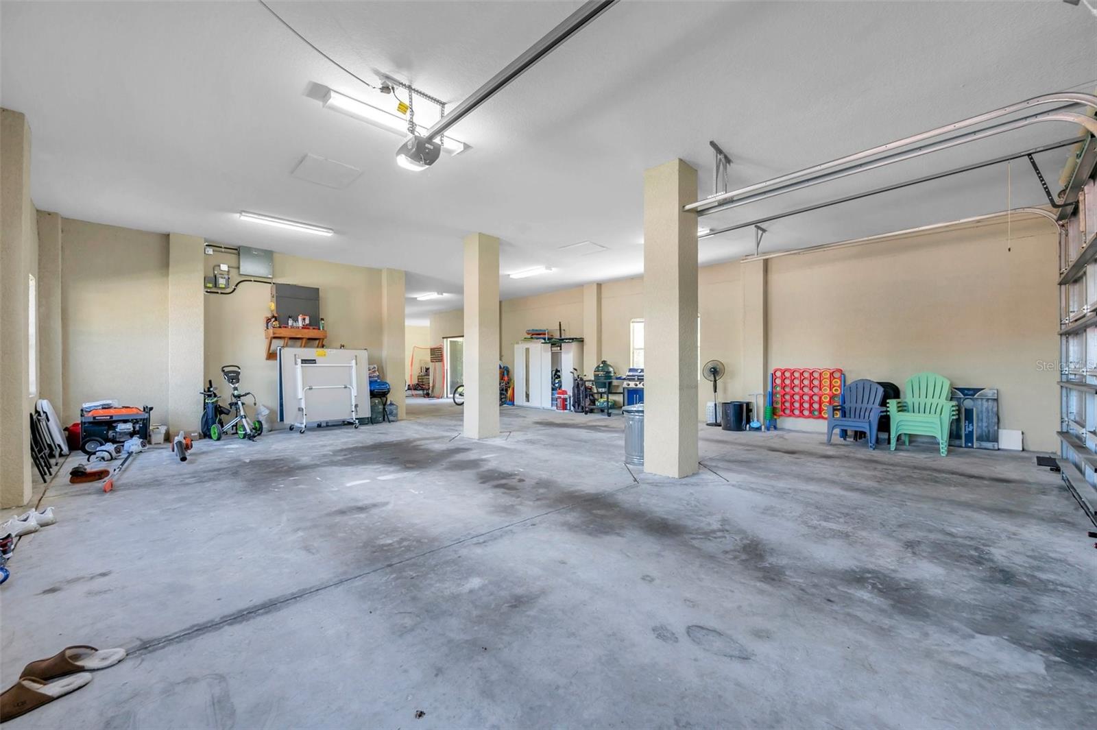 2012 HARBOUR WATCH CIR, TARPON SPRINGS, FL, 34689