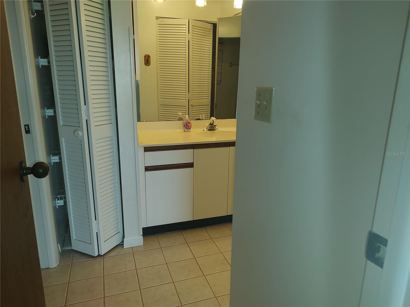 515 LEFFINGWELL AVE #109, ELLENTON, FL, 34222