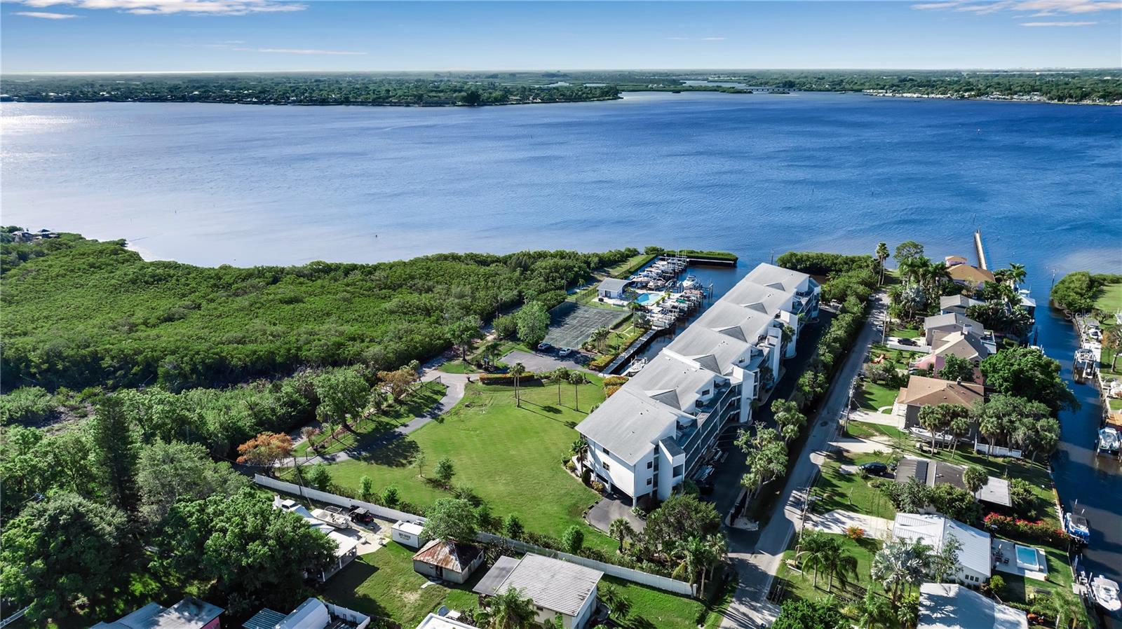 515 LEFFINGWELL AVE #109, ELLENTON, FL, 34222