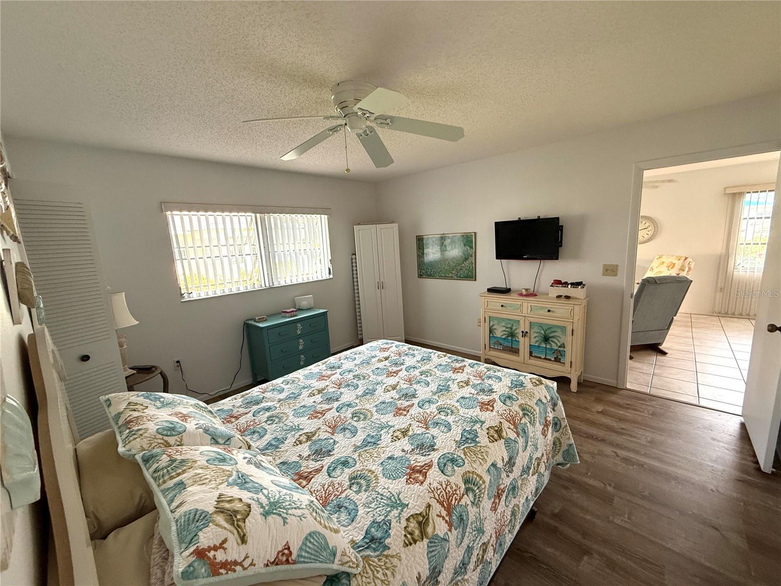 390 301 BLVD W #12A, BRADENTON, FL, 34205