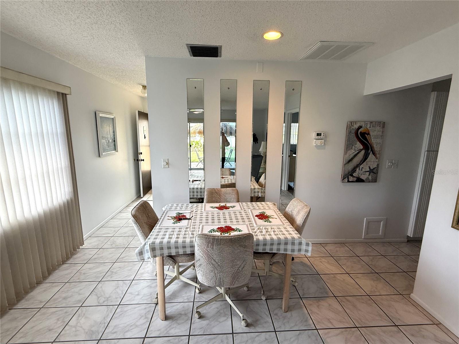 390 301 BLVD W #12A, BRADENTON, FL, 34205