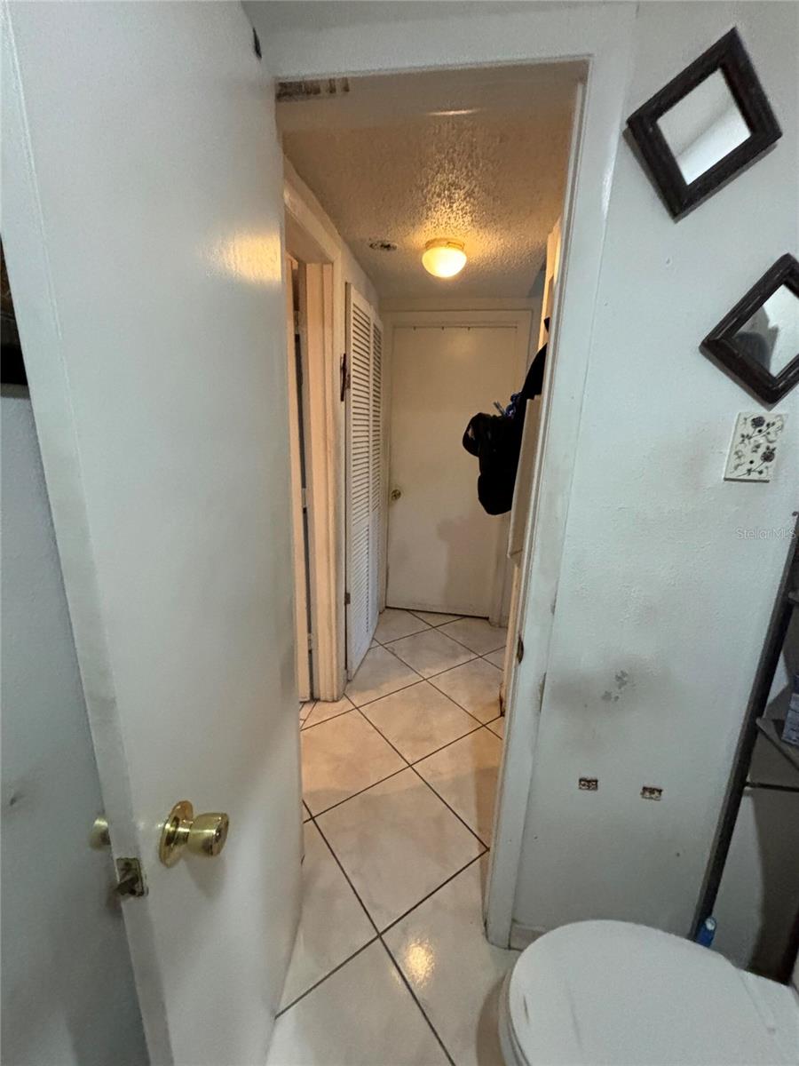 10011 N ANNETTE AVE, TAMPA, FL, 33612