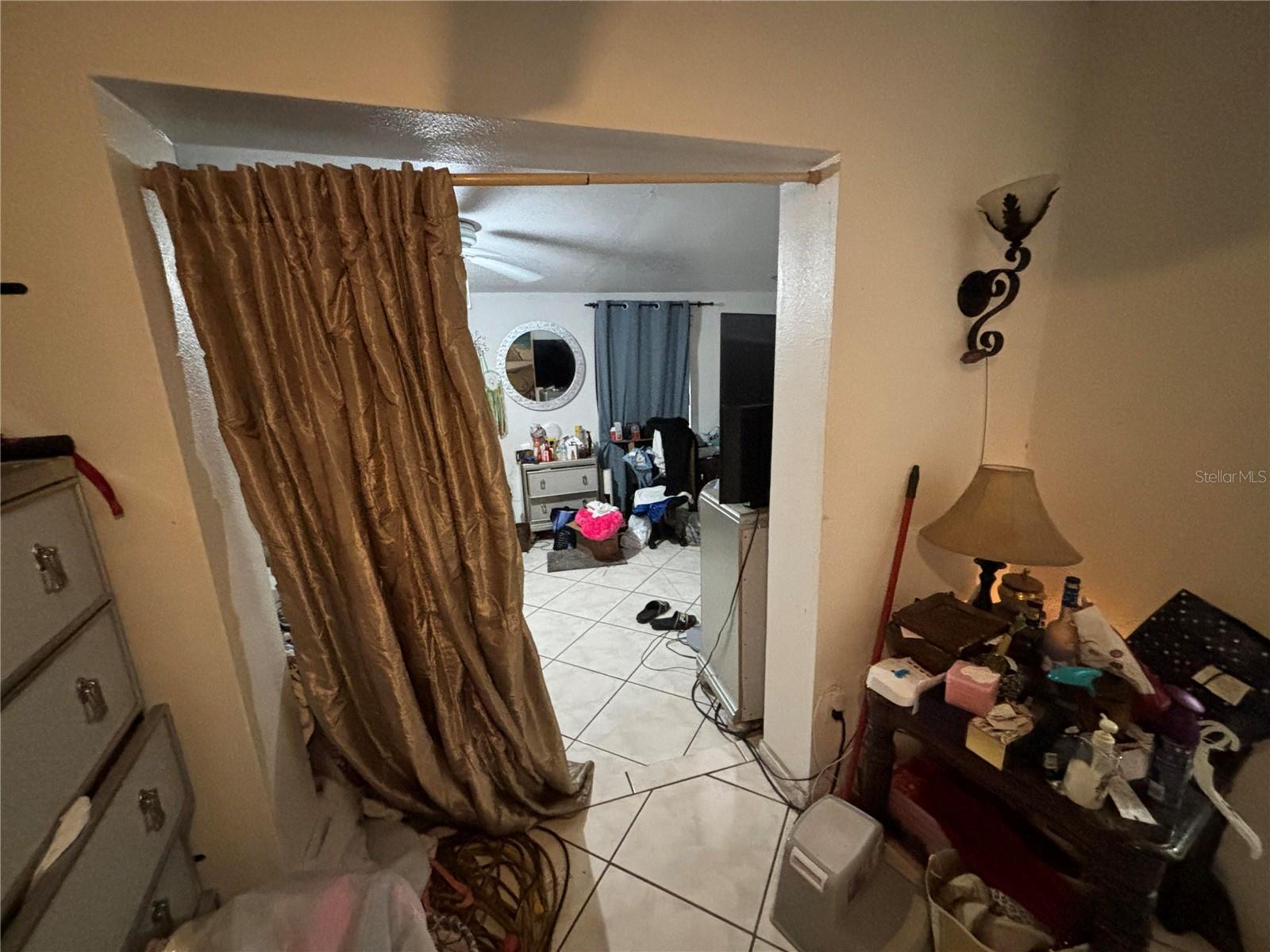 10011 N ANNETTE AVE, TAMPA, FL, 33612