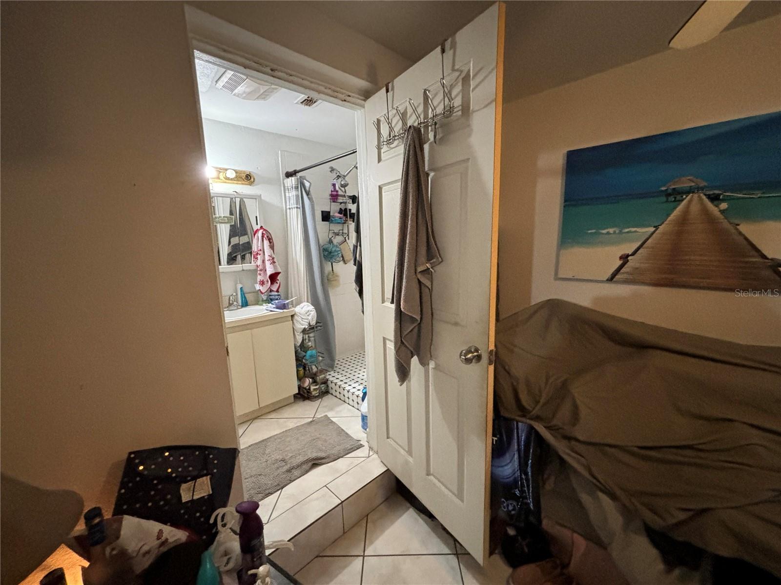 10011 N ANNETTE AVE, TAMPA, FL, 33612