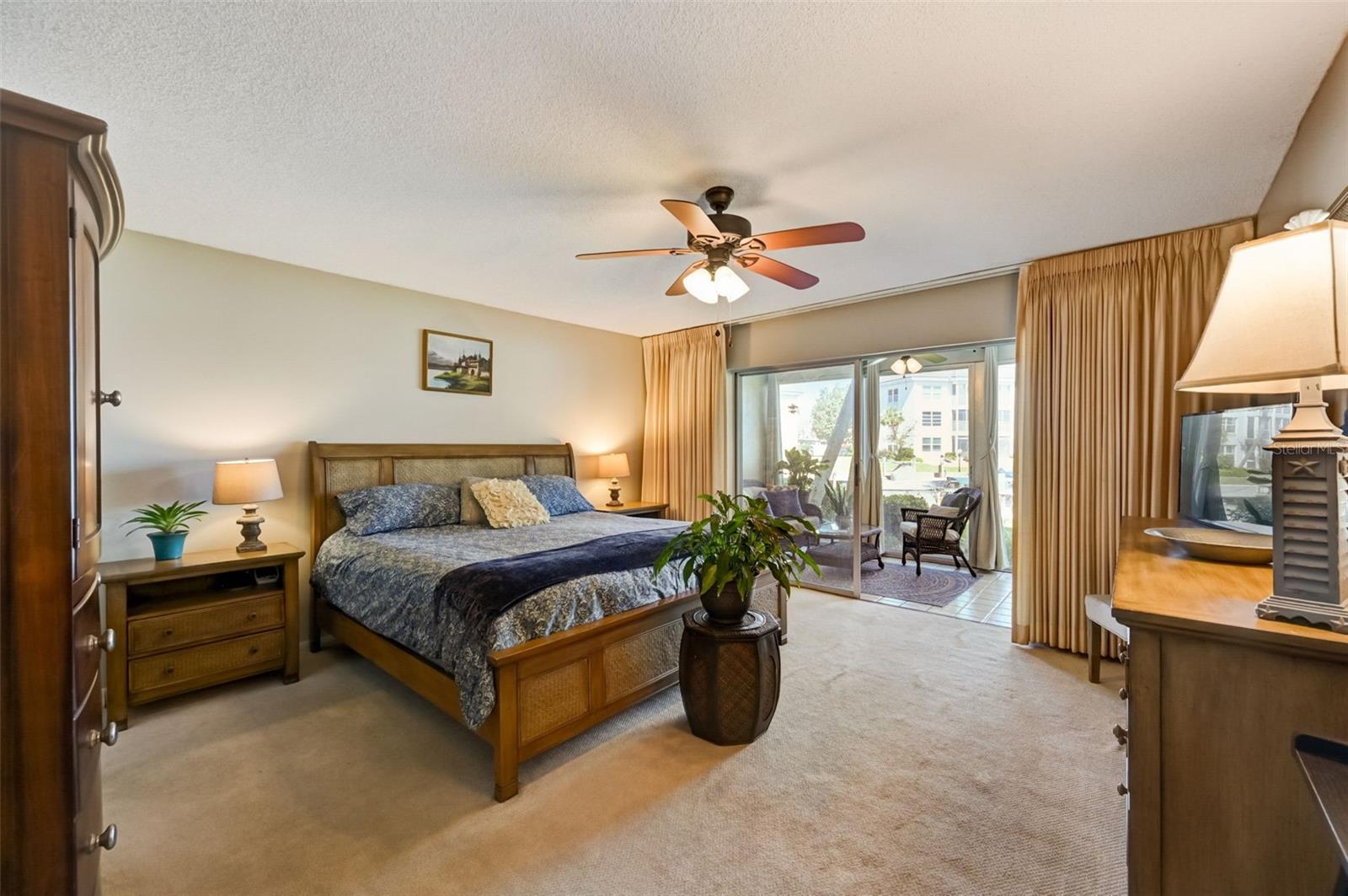 4330 FALMOUTH DR #108, LONGBOAT KEY, FL, 34228