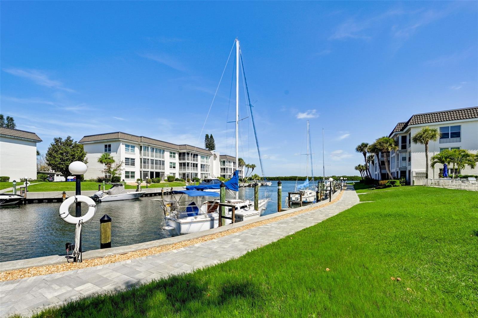 4330 FALMOUTH DR #108, LONGBOAT KEY, FL, 34228