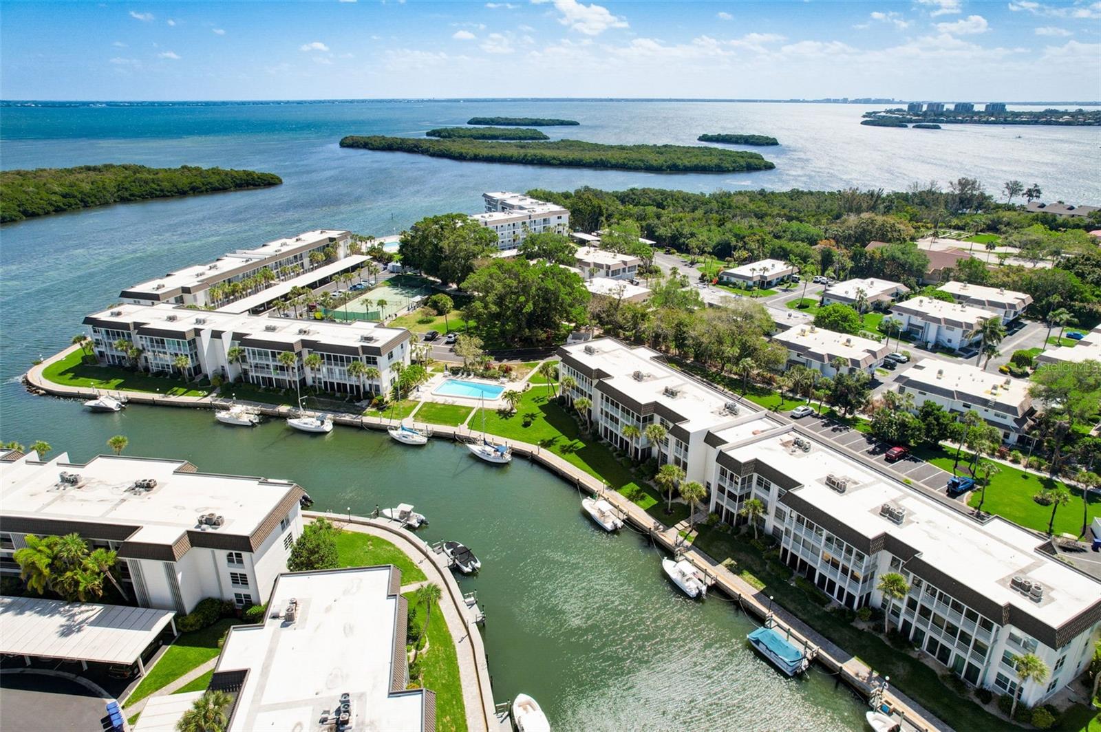 4330 FALMOUTH DR #108, LONGBOAT KEY, FL, 34228