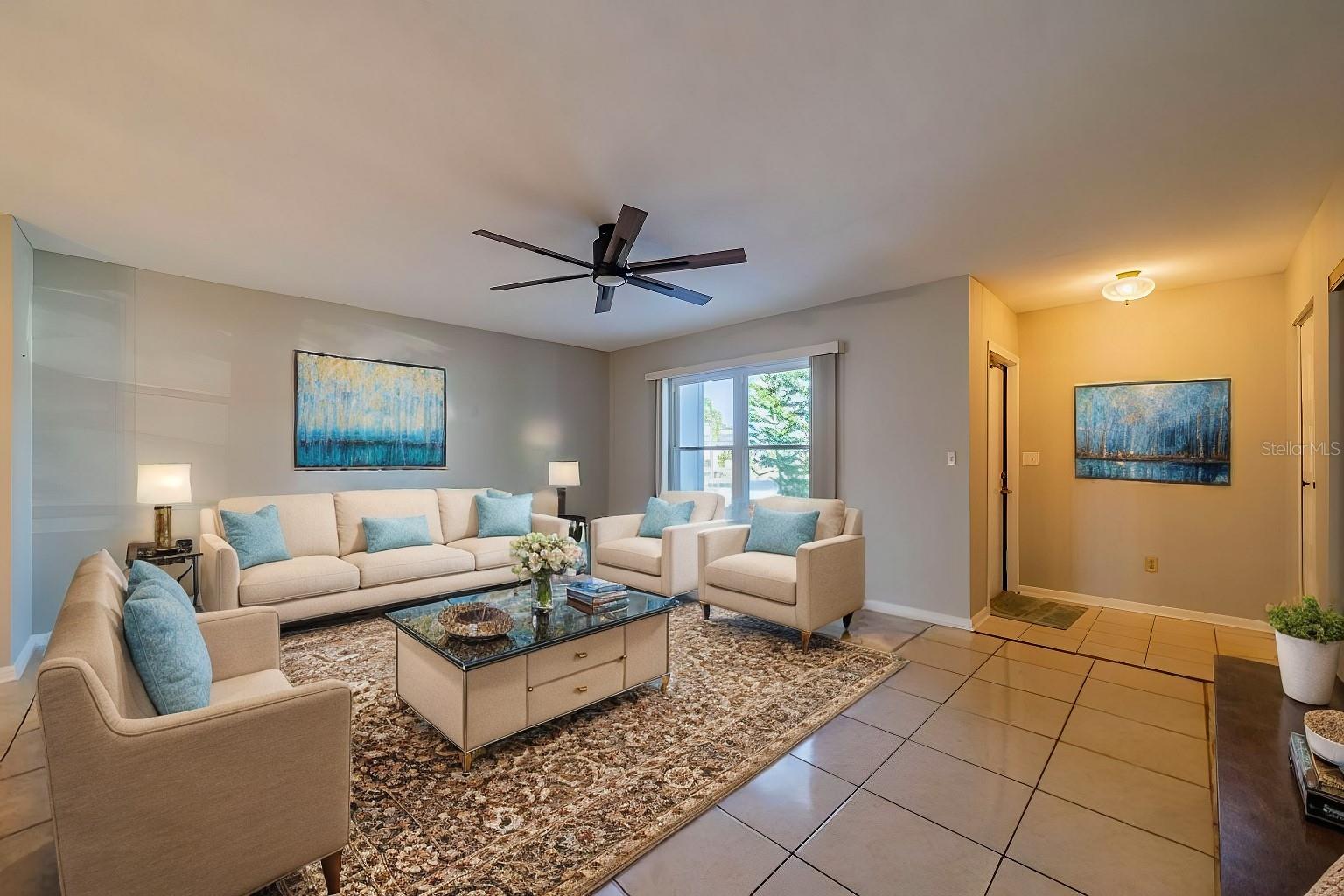 325 CLUB MANOR DR, SUN CITY CENTER, FL, 33573