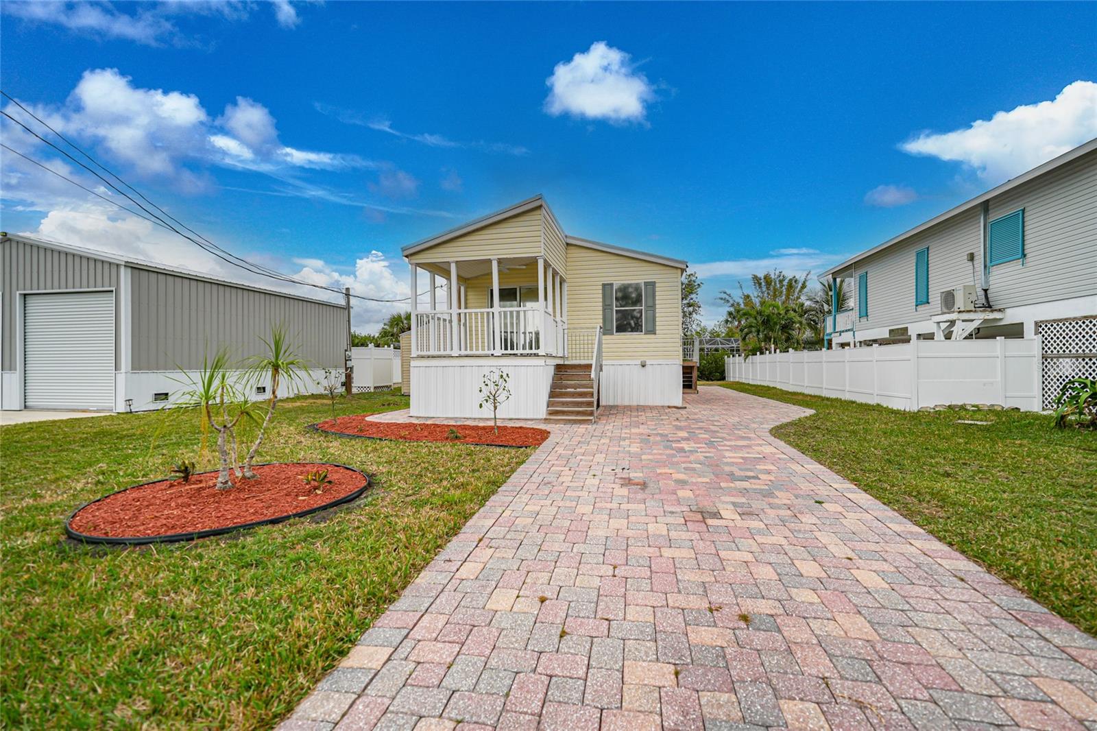 3018 BAYBERRY AVE, PUNTA GORDA, FL, 33950