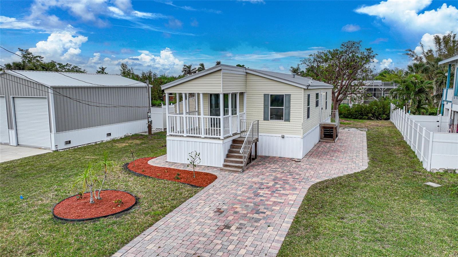 3018 BAYBERRY AVE, PUNTA GORDA, FL, 33950