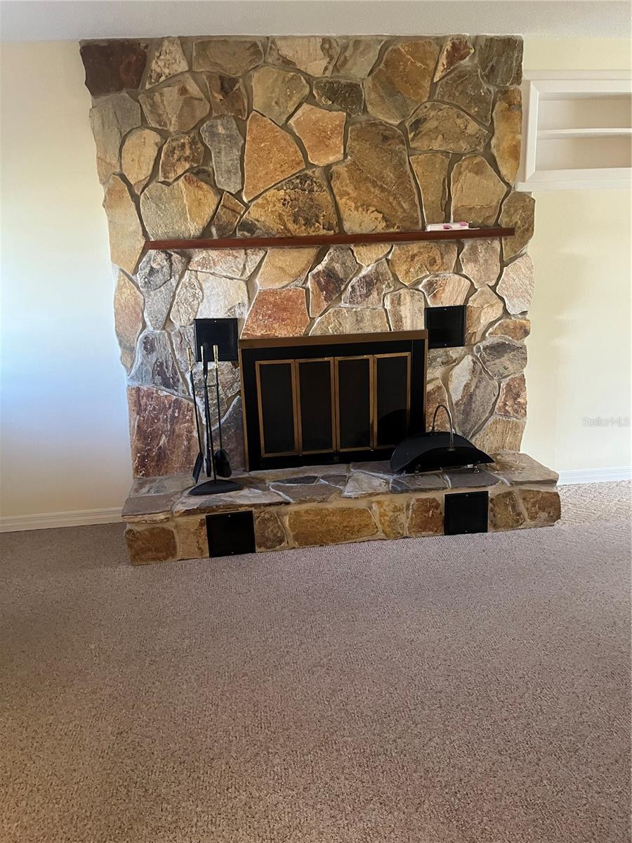 13242 COUNTRY CLUB DR, TAVARES, FL, 32778