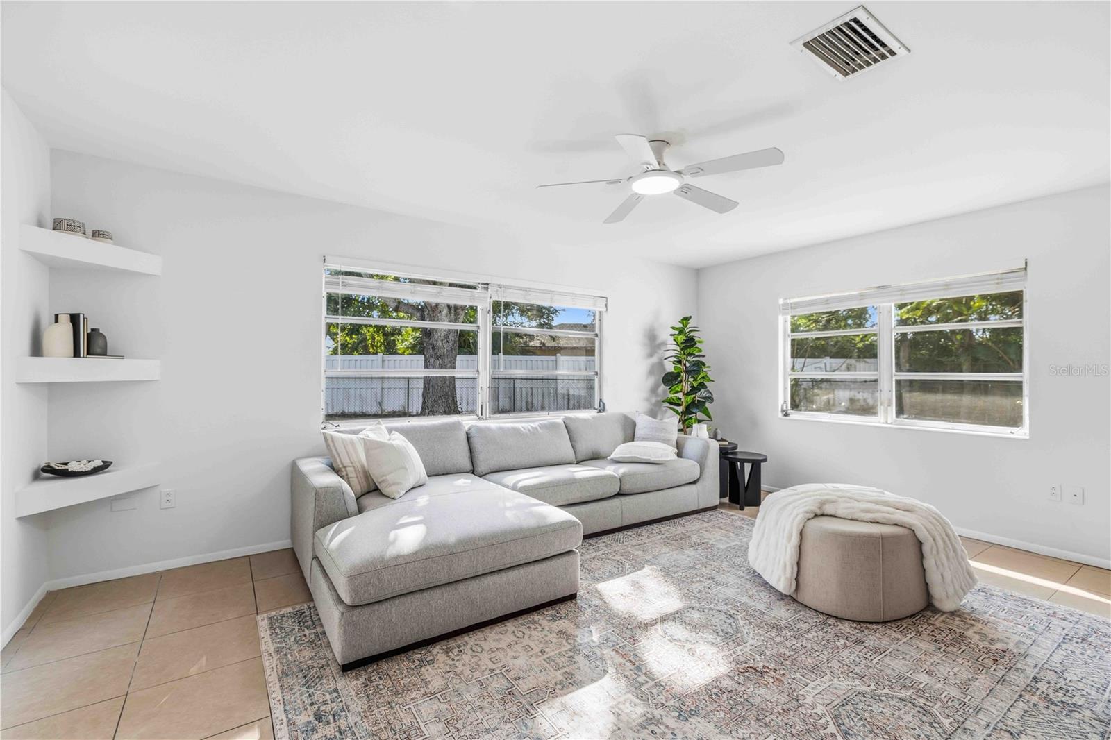 530 SAINT ANDREWS DR, SARASOTA, FL, 34243